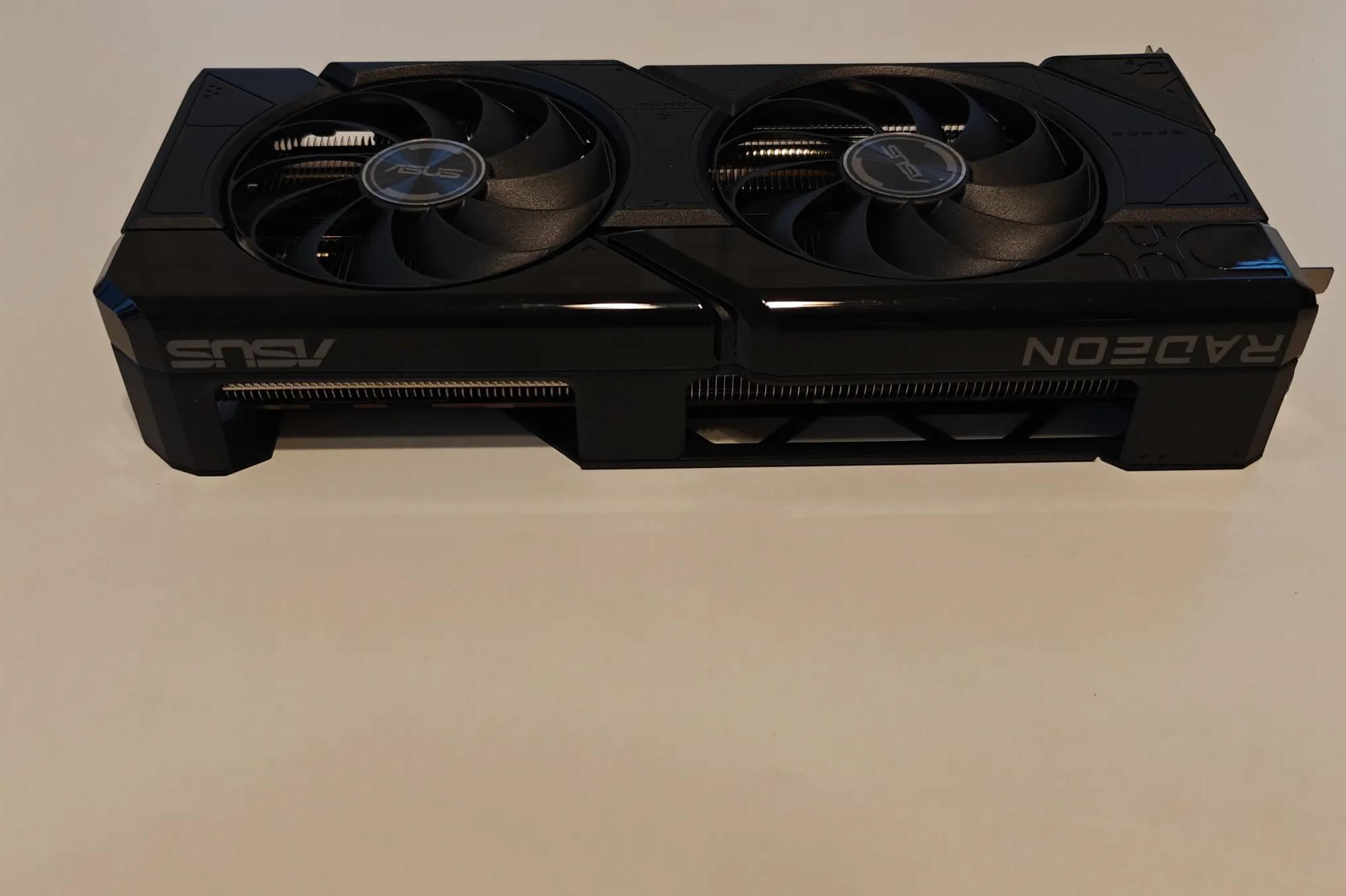 ASUS Dual Radeon RX 7800 XT OC Edition 16GB GDDR6