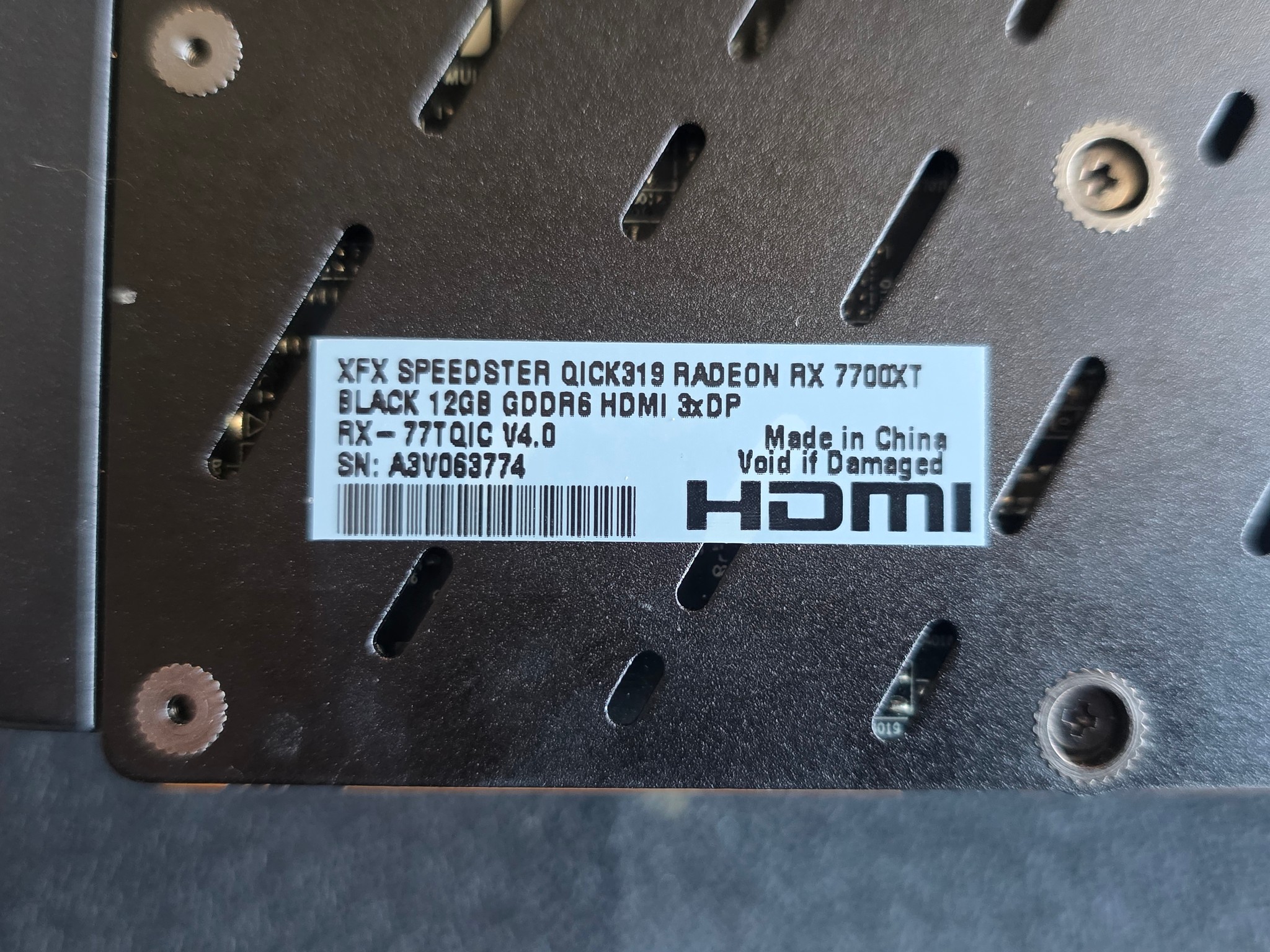 RX 7700 XT XFX Speedster QICK 319 BLACK