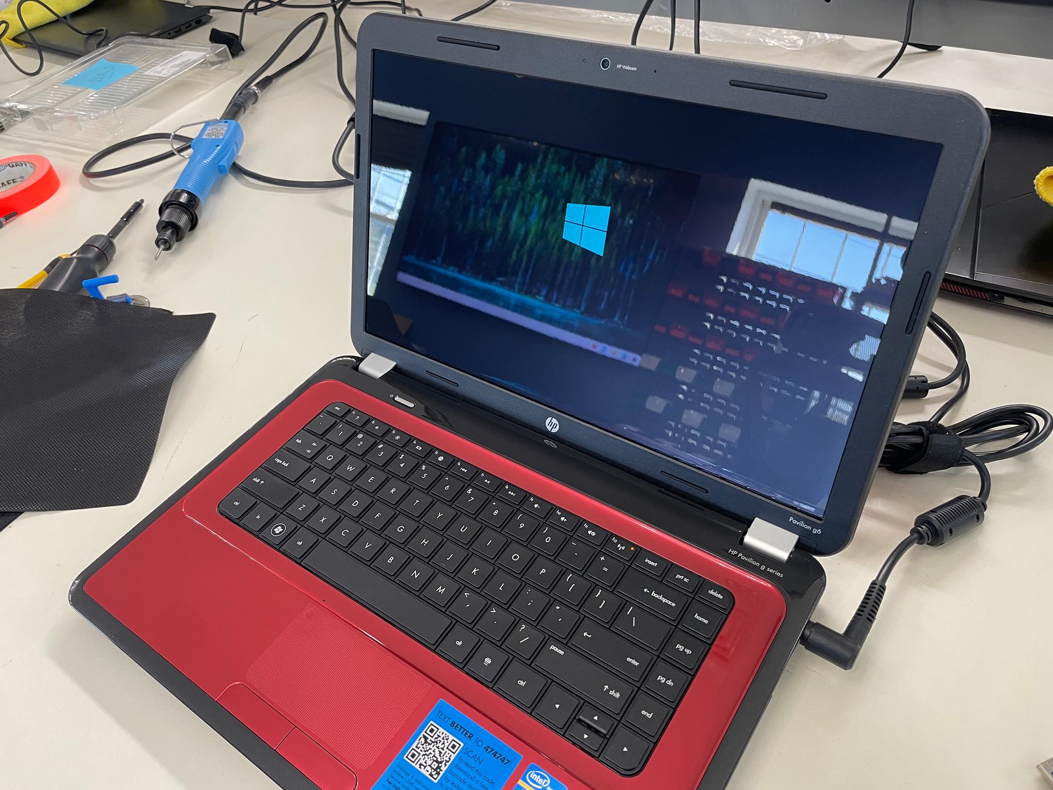 HP Pavilion G6 - i3-2330M + HD Graphics 3000 + 256 2.5” SSD