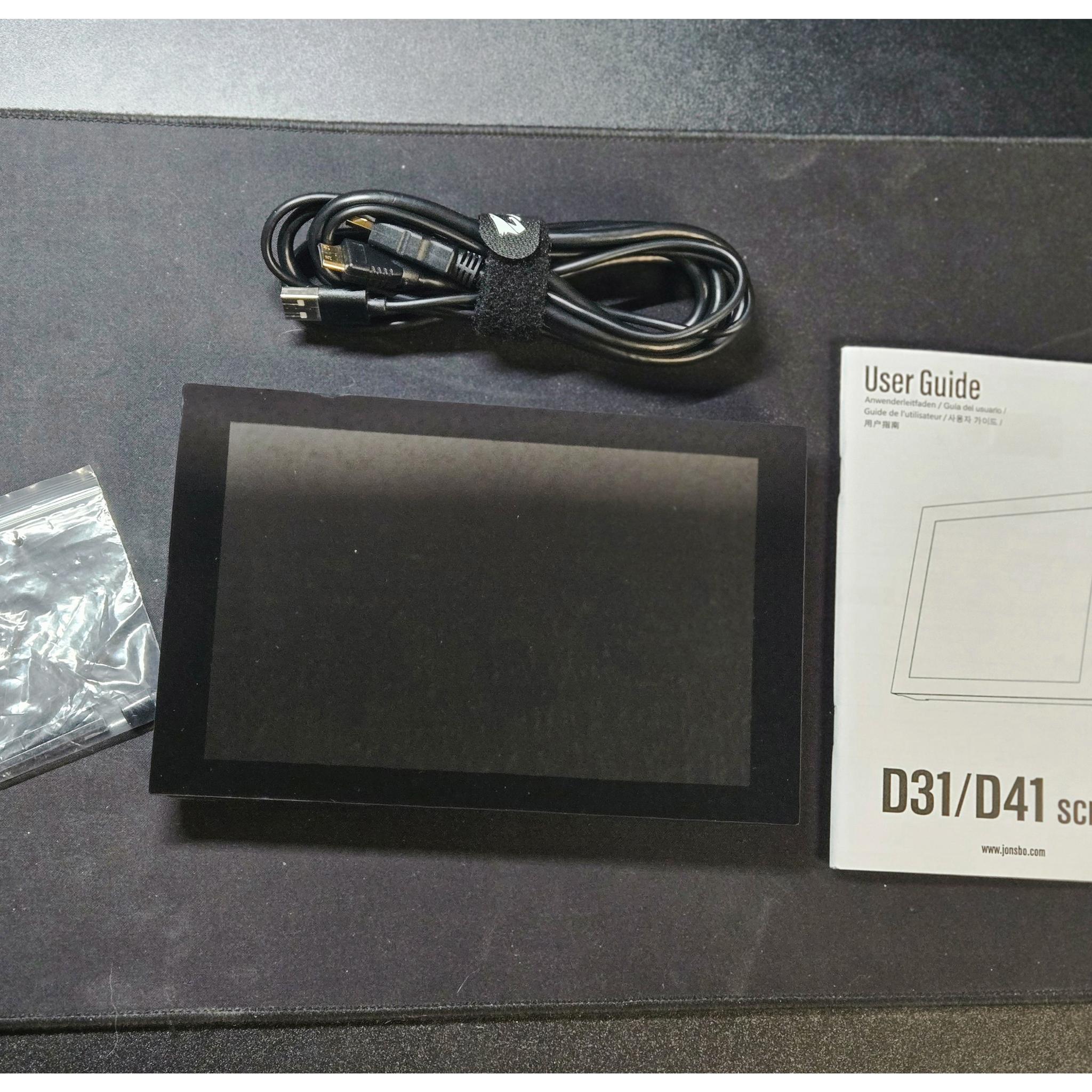 8" LCD Screen | 1280x800 Resolution