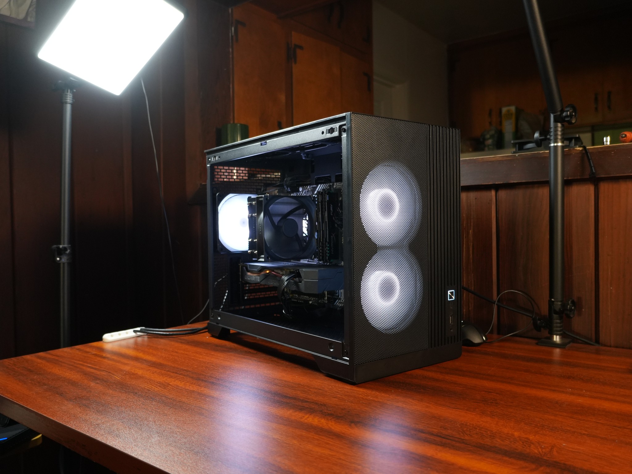 Dead-ND | RTX 2060 SUPER | I5 10400F | 16GB DDR4 | 500GB SSD | WINDOWS 11 PRO + WIFI & BT