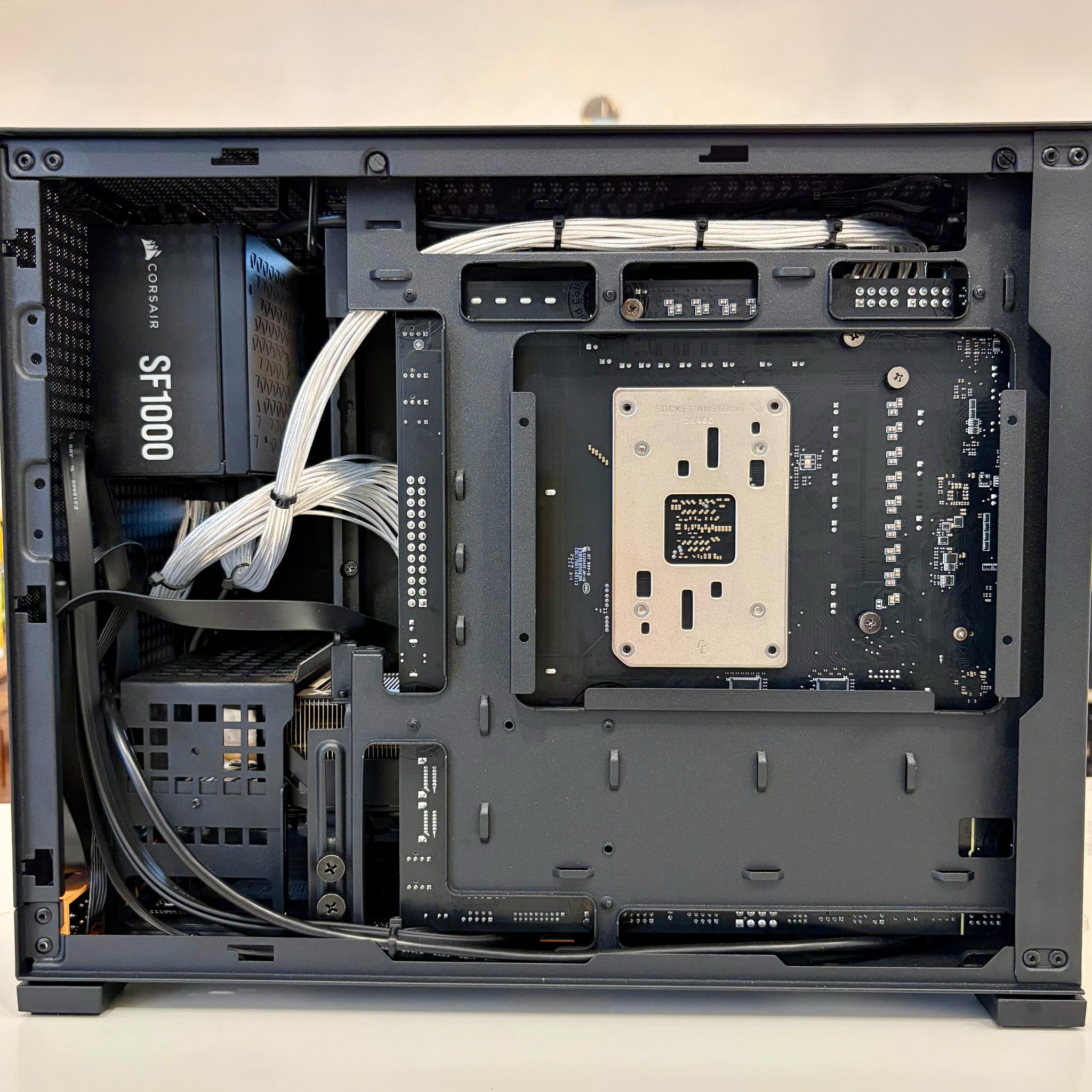 RTX 5080 + R7 9800X3D