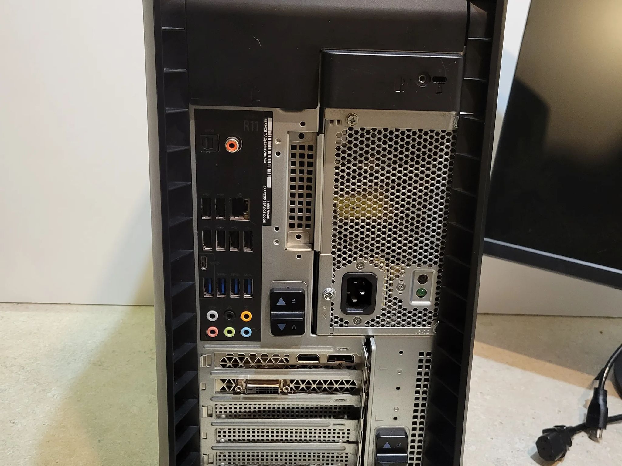 Alienware R11 Gaming Computer