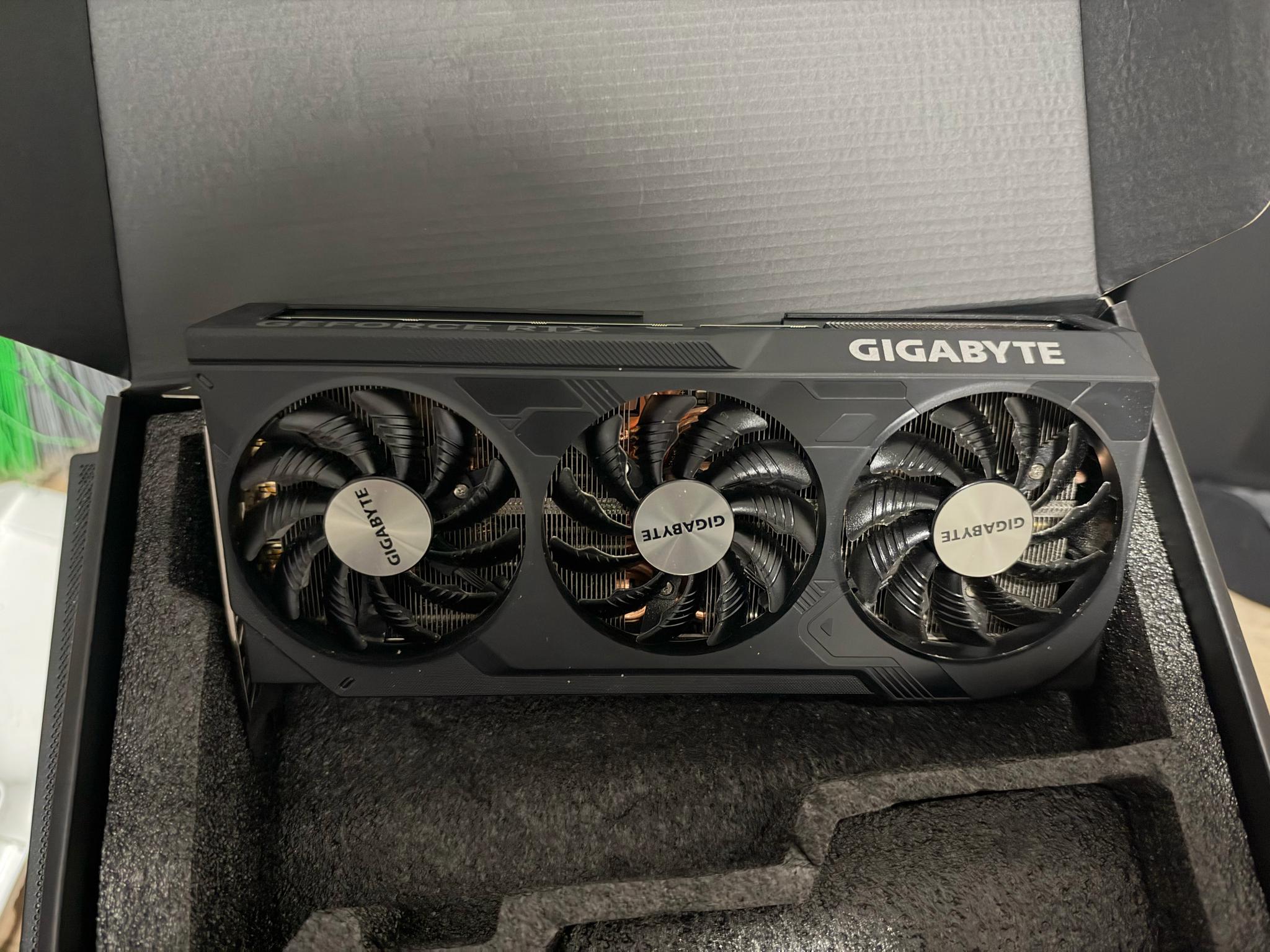 NVIDIA GeForce RTX 4070 Ti SUPER Price Tracker | Best Deals on New