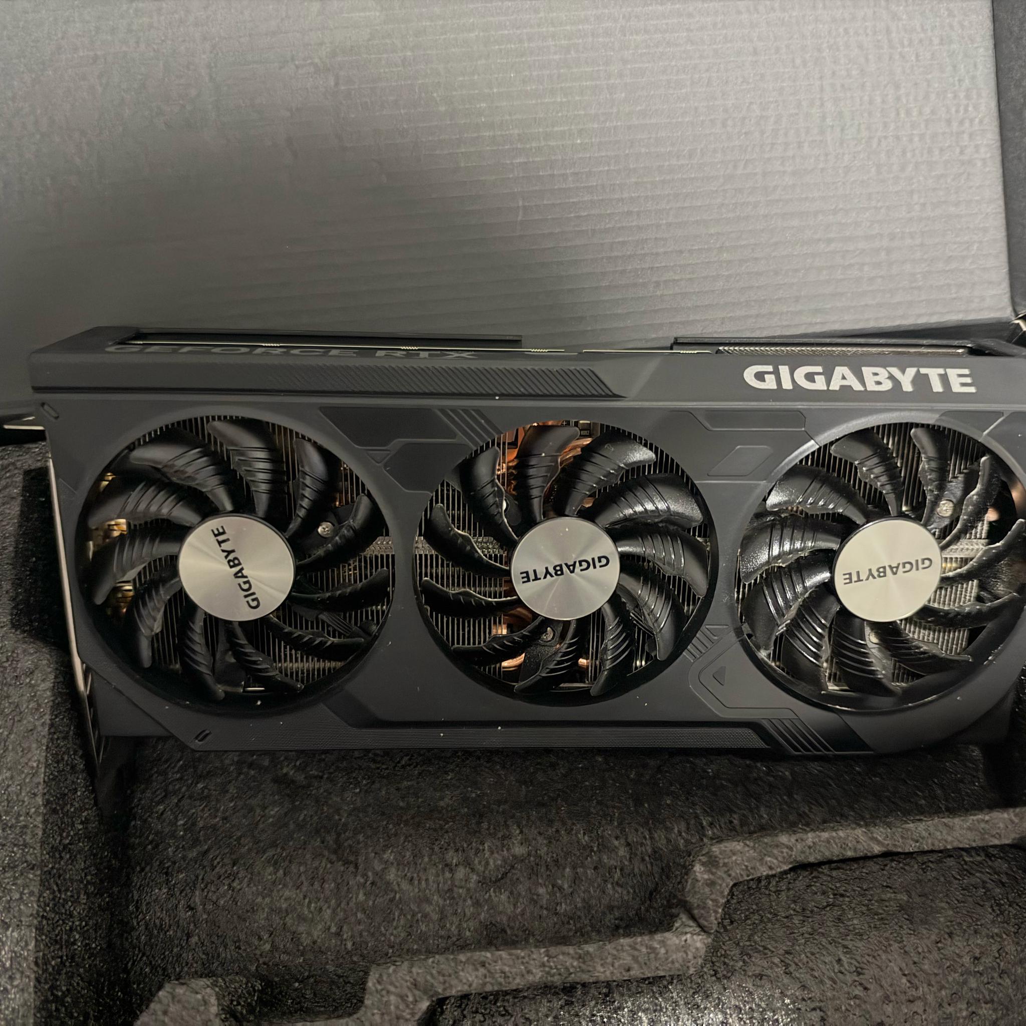 GIGABYTE WINDFORCE OC GeForce RTX 4070 Ti SUPER