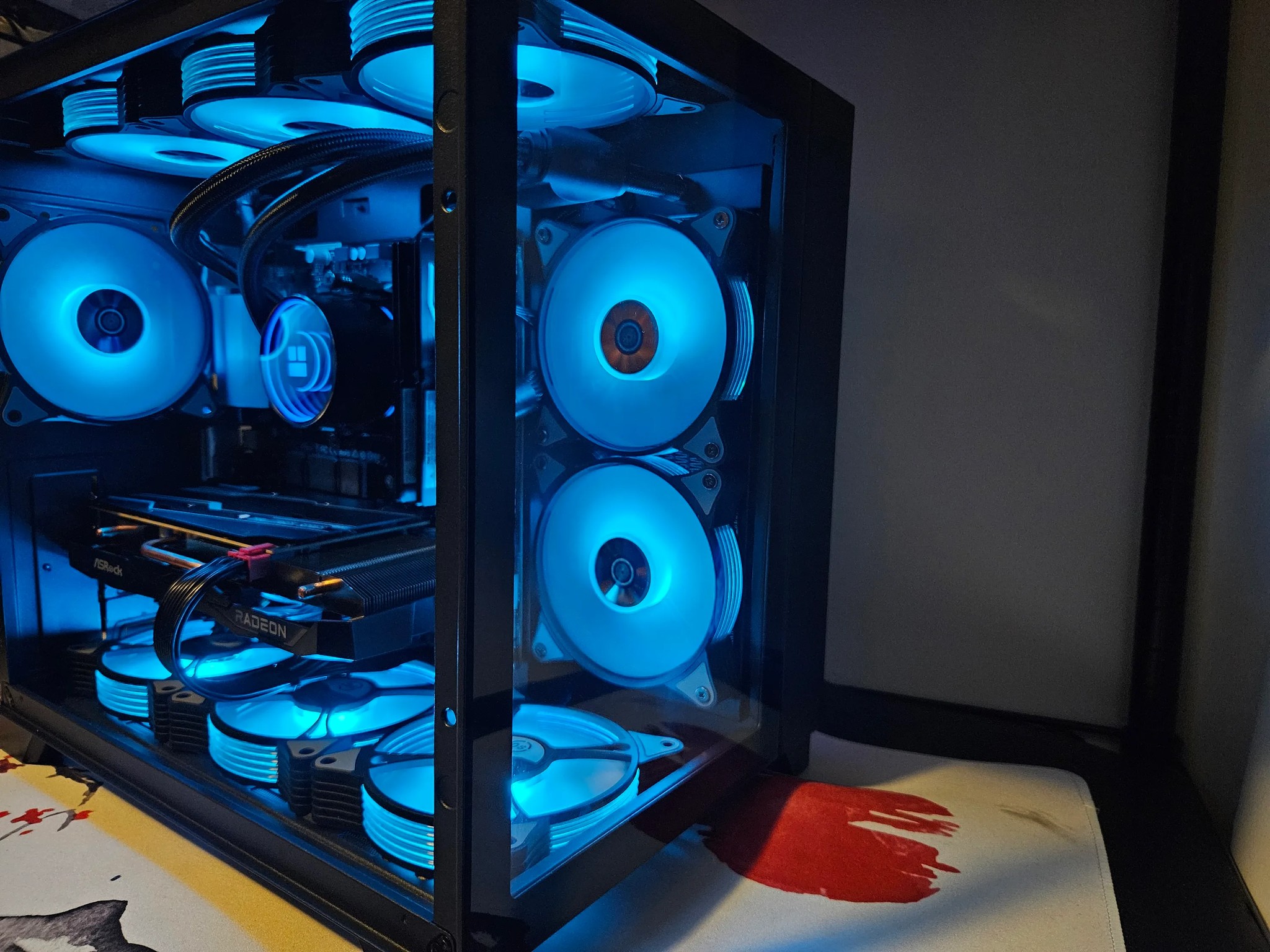Dark Side Rig Ryzen 5 5600 X3D / 32GB / 2TB SSD / RX 6650 XT