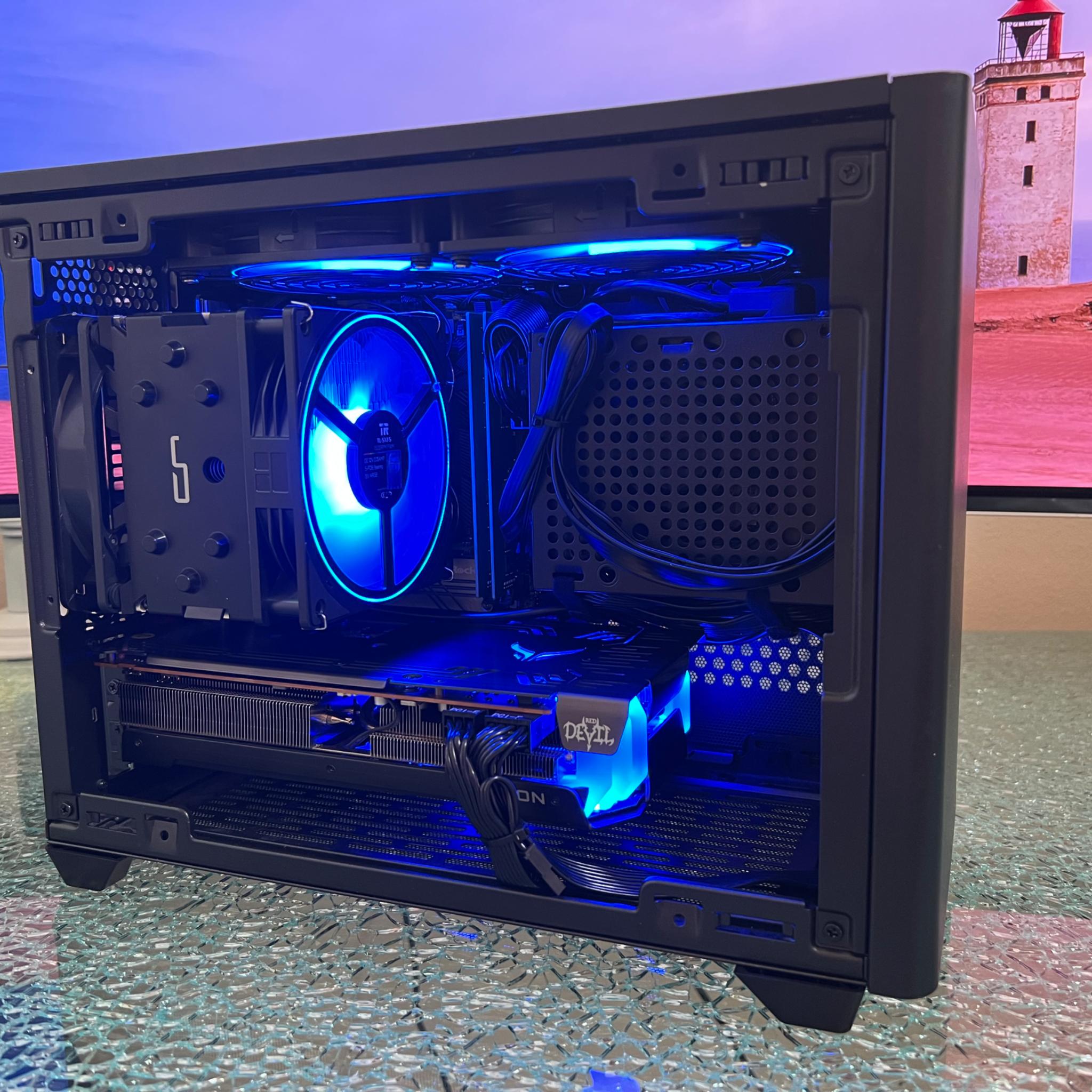 Solid Mini-ITX Gaming PC | Ryzen 7 3800x | RX 6600XT | 32 GB RAM | 1 TB NVME M.2 SSD