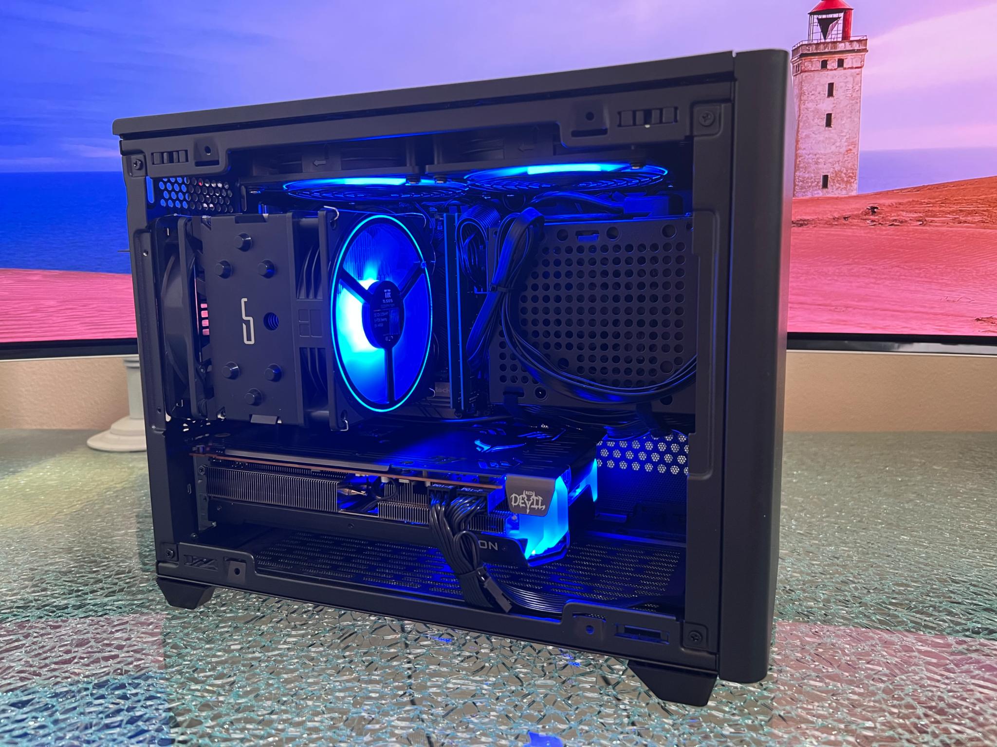 Solid Mini-ITX Gaming PC | Ryzen 7 3800x | RX 6600XT | 32 GB RAM | 1 TB NVME M.2 SSD