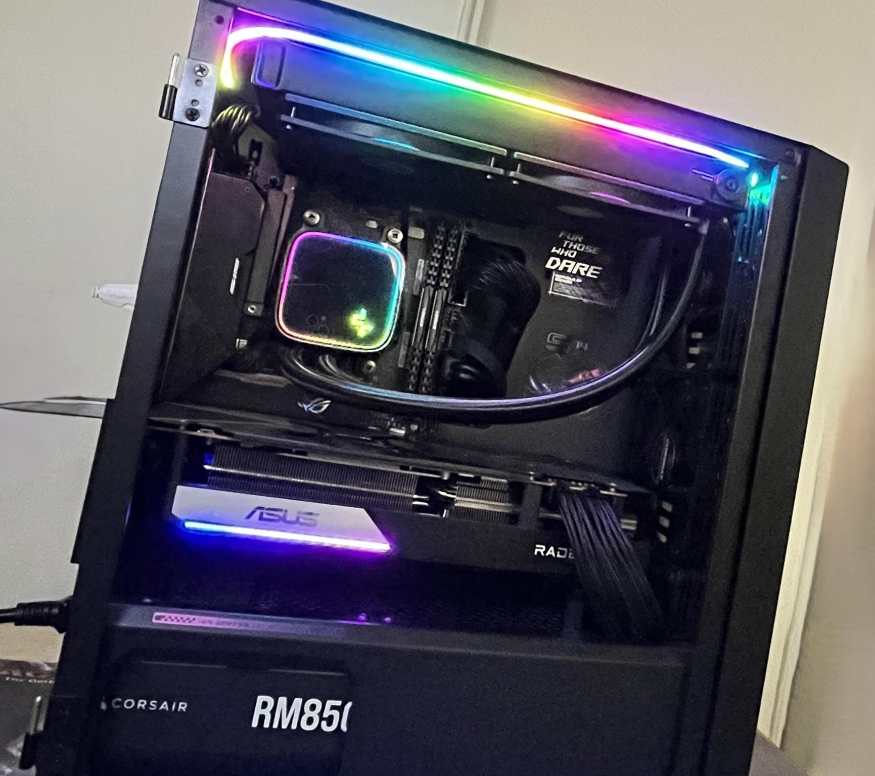Asus Rog Strix B550 Ryzen 9 5900x + Rx 6700 XT