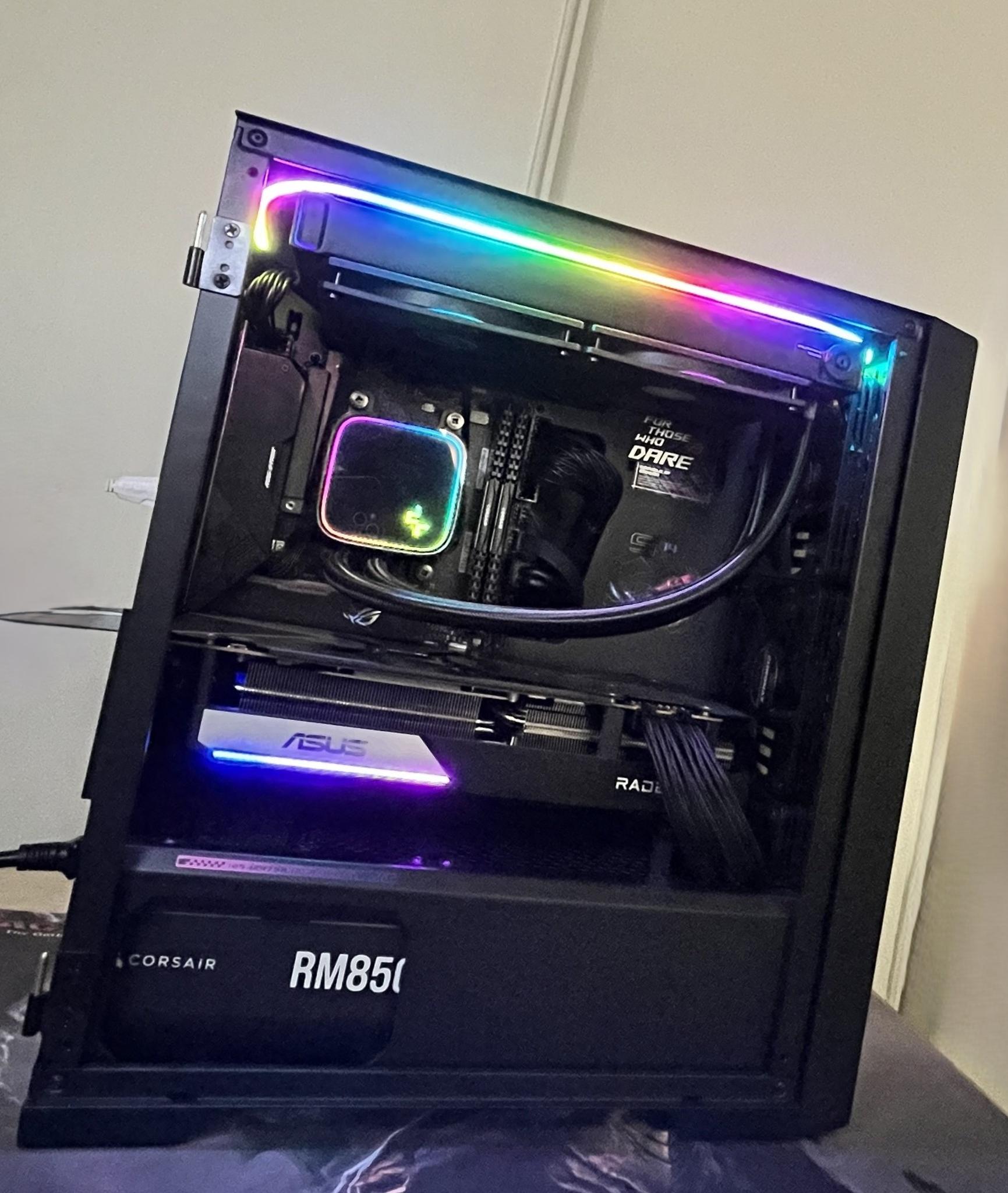 Asus Rog Strix B550 Ryzen 9 5900x + Rx 6700 XT