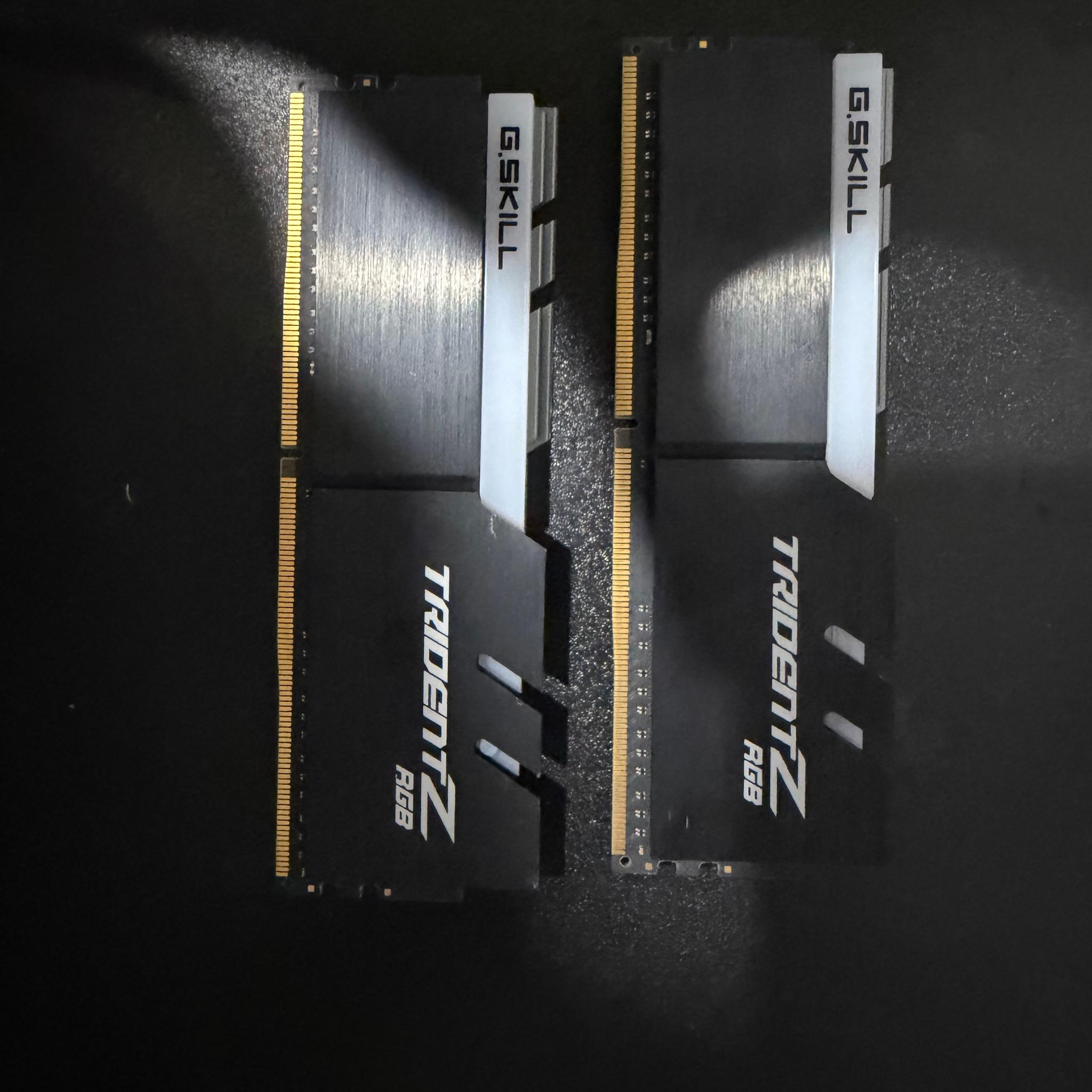 G.SKILL Trident Z RGB 4400 MT/s CL19 DDR4 32GB(2X16) FREE SHIPPING