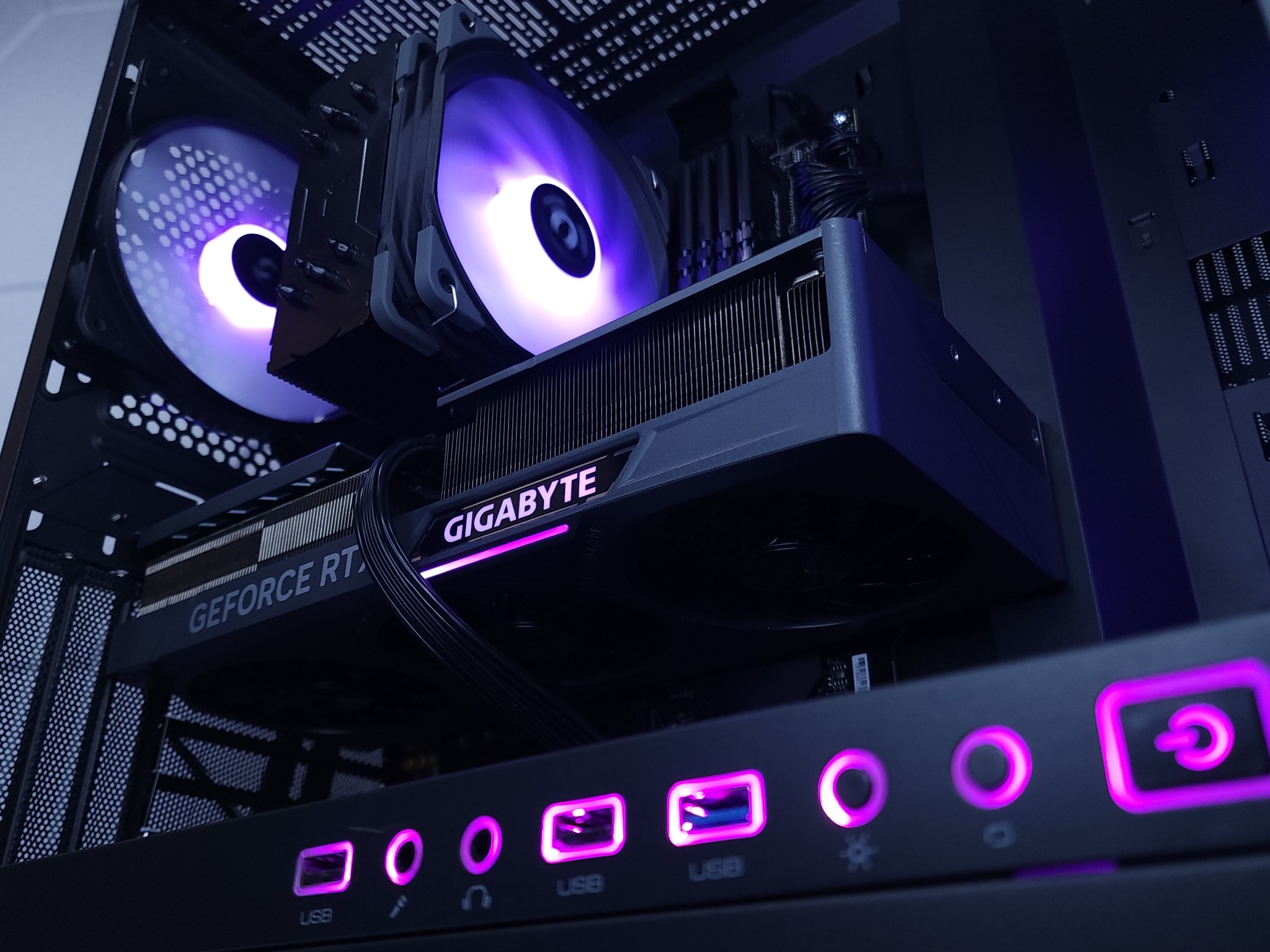 💜🖤RTX 4070 Ti | Core i7 12700F | 32GB 3200MHz | 1TB NVMe SSD Gen 4