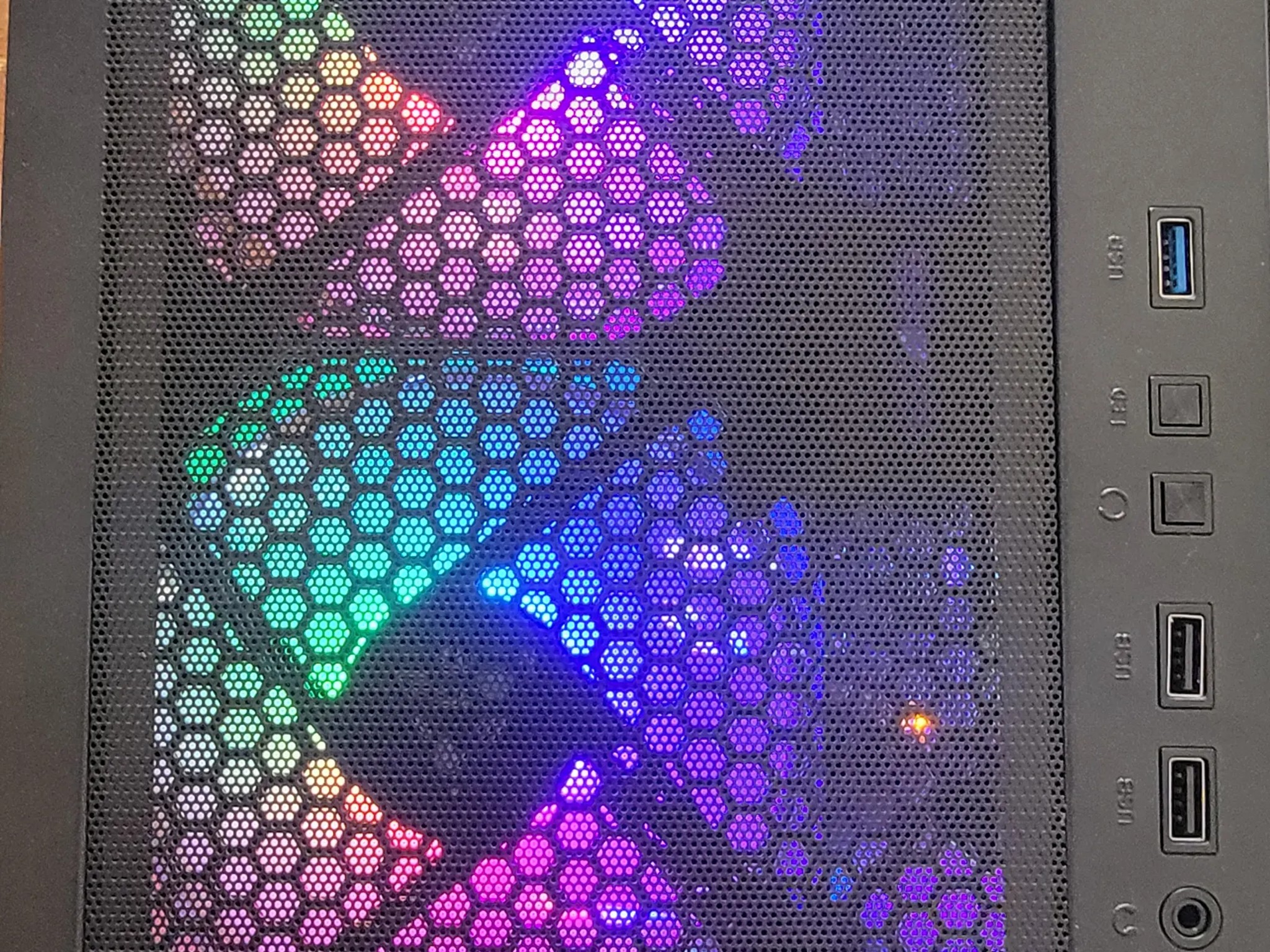 All around custom PC Ryzen 5 3600x, RTX 3060, 32Gb ram, 3TB total storage