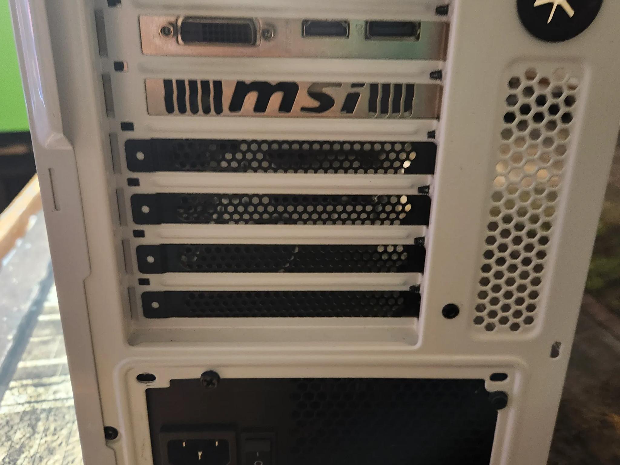 PERFECT ENTRY LEVEL BUDGET GAMING PC!  Intel I7-6700, 1050ti!  Esports panda build!
