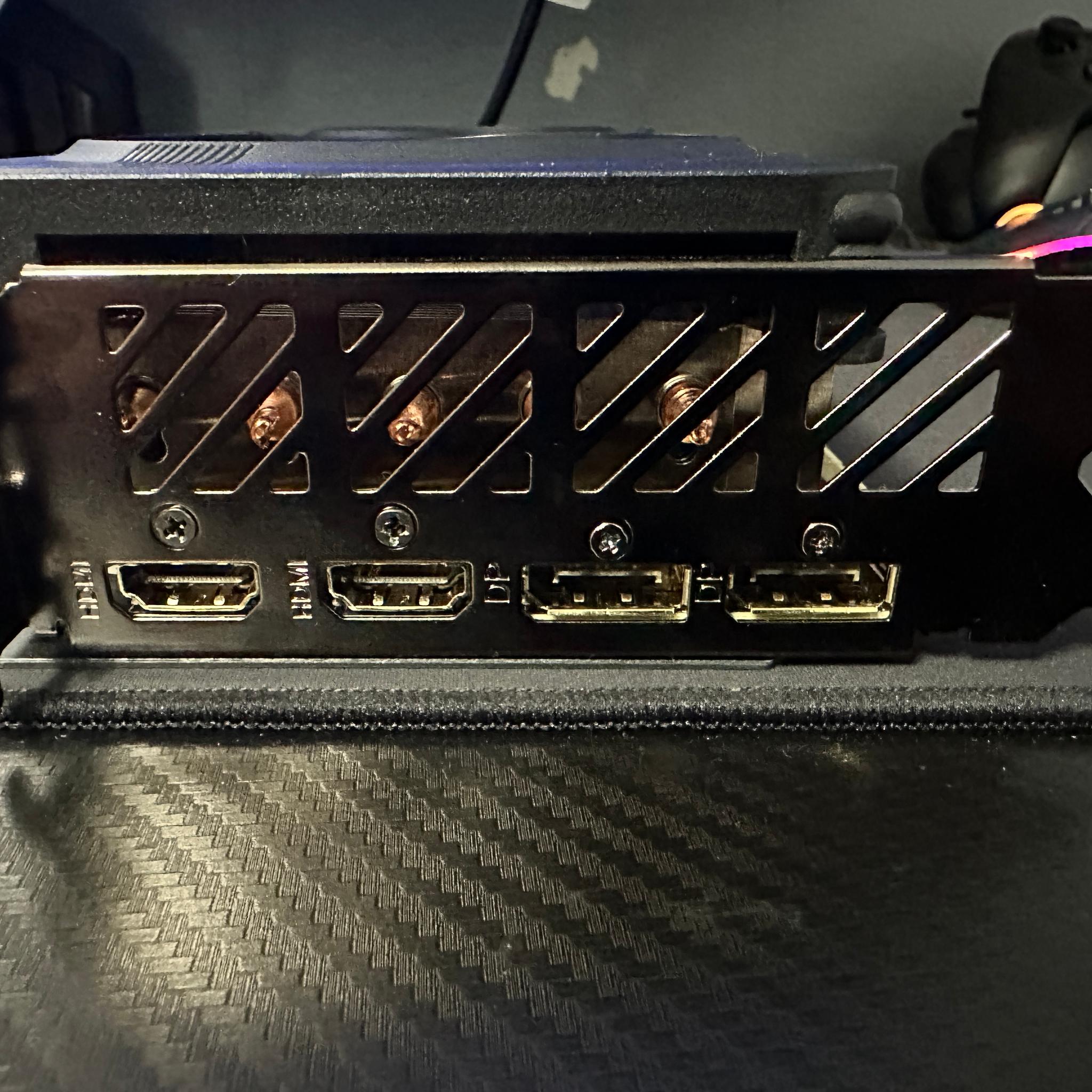 Gigabyte Radeon RX 7600 XT GAMING OC 16G