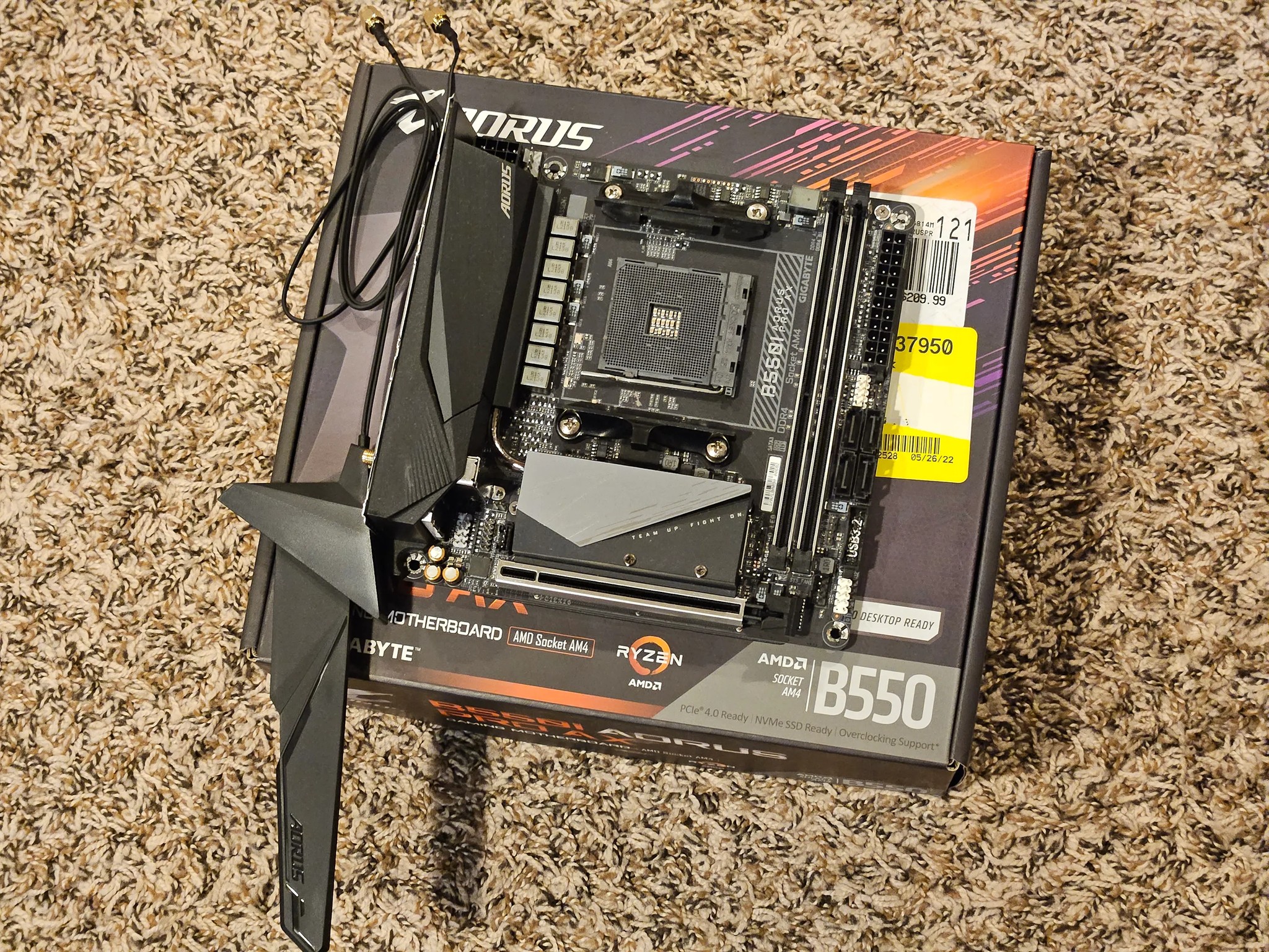 Gigabyte Aorus B550i
