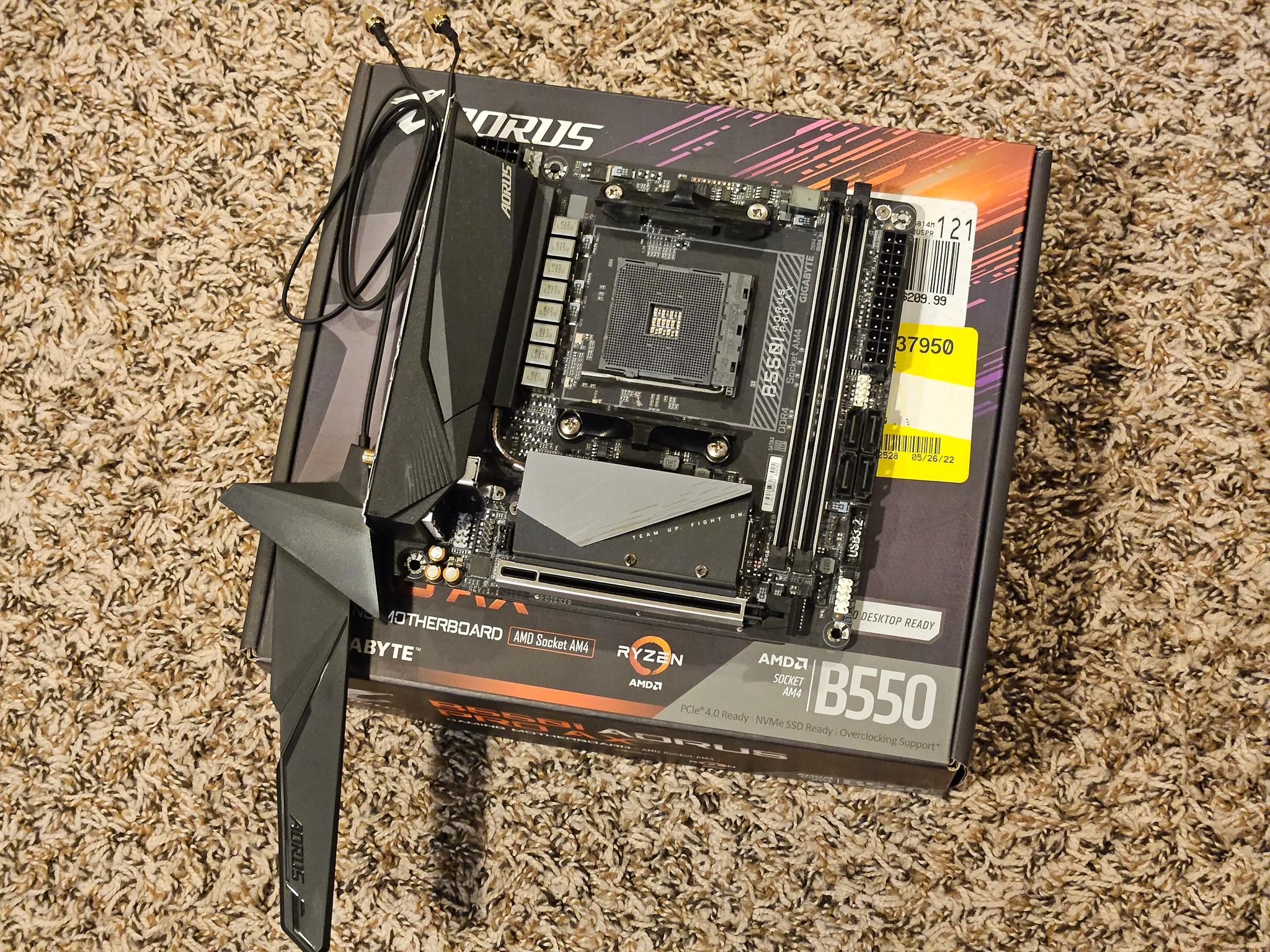 Gigabyte Aorus B550i