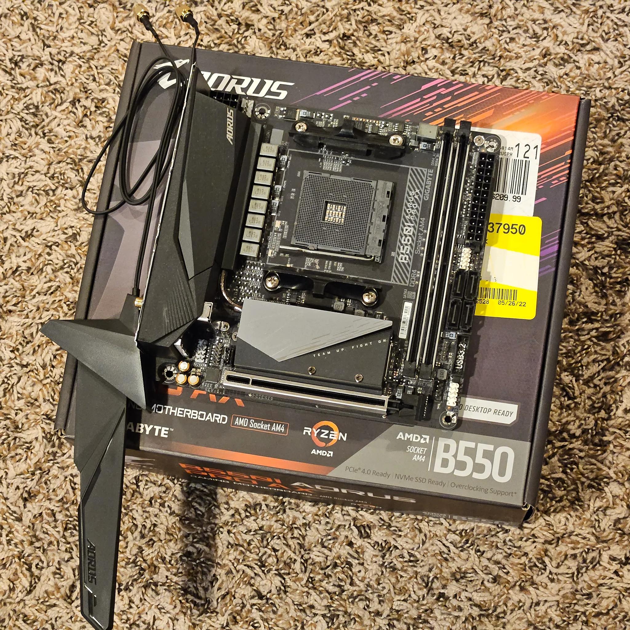Gigabyte Aorus B550i