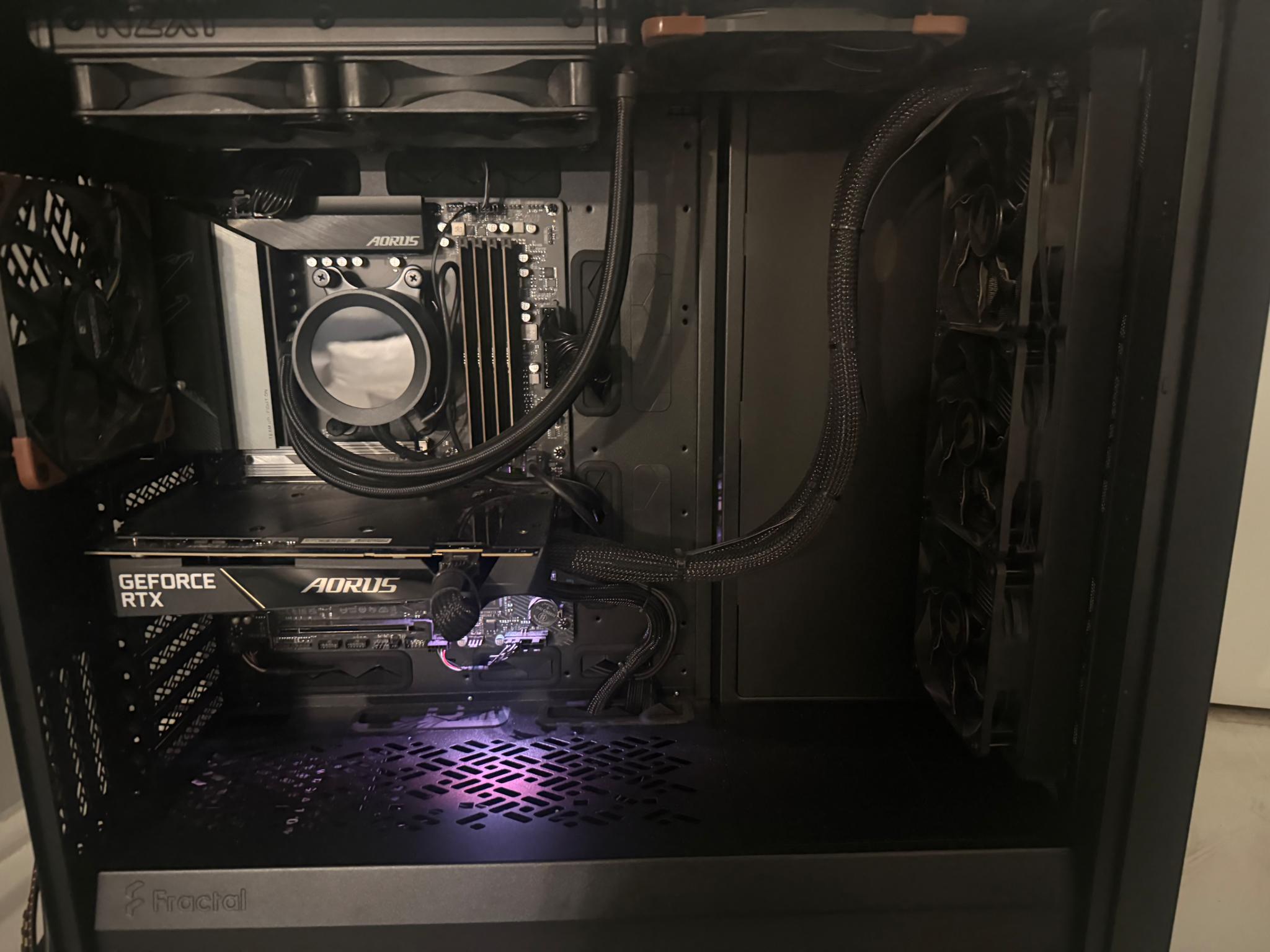 AMD Ryzen 9 Processor - CPU Water cooled NVME SSD 2TB Nvidia GeForce RTX 4090