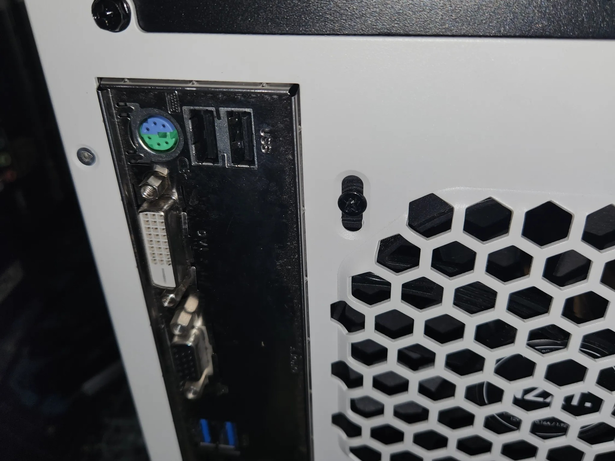 Ultra Budget E SPORTS 1080P gaming PC GTX 970/ I5-4590 16 gb ram