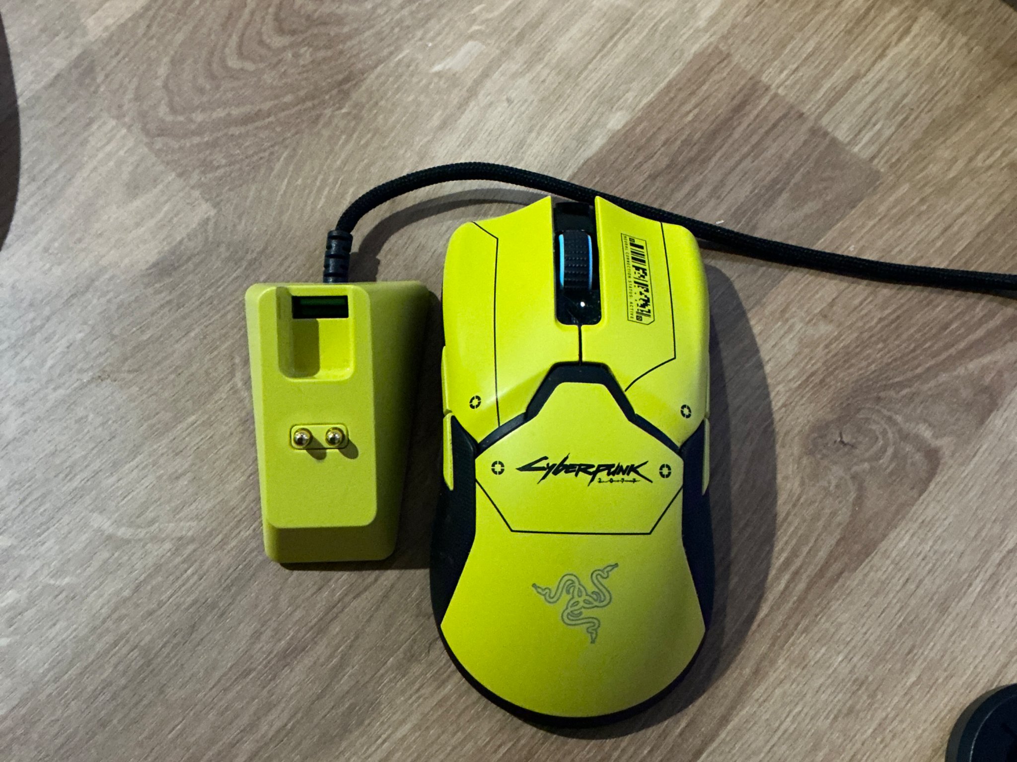 Razer Viper Ultimate Cyberpunk 2077 edition