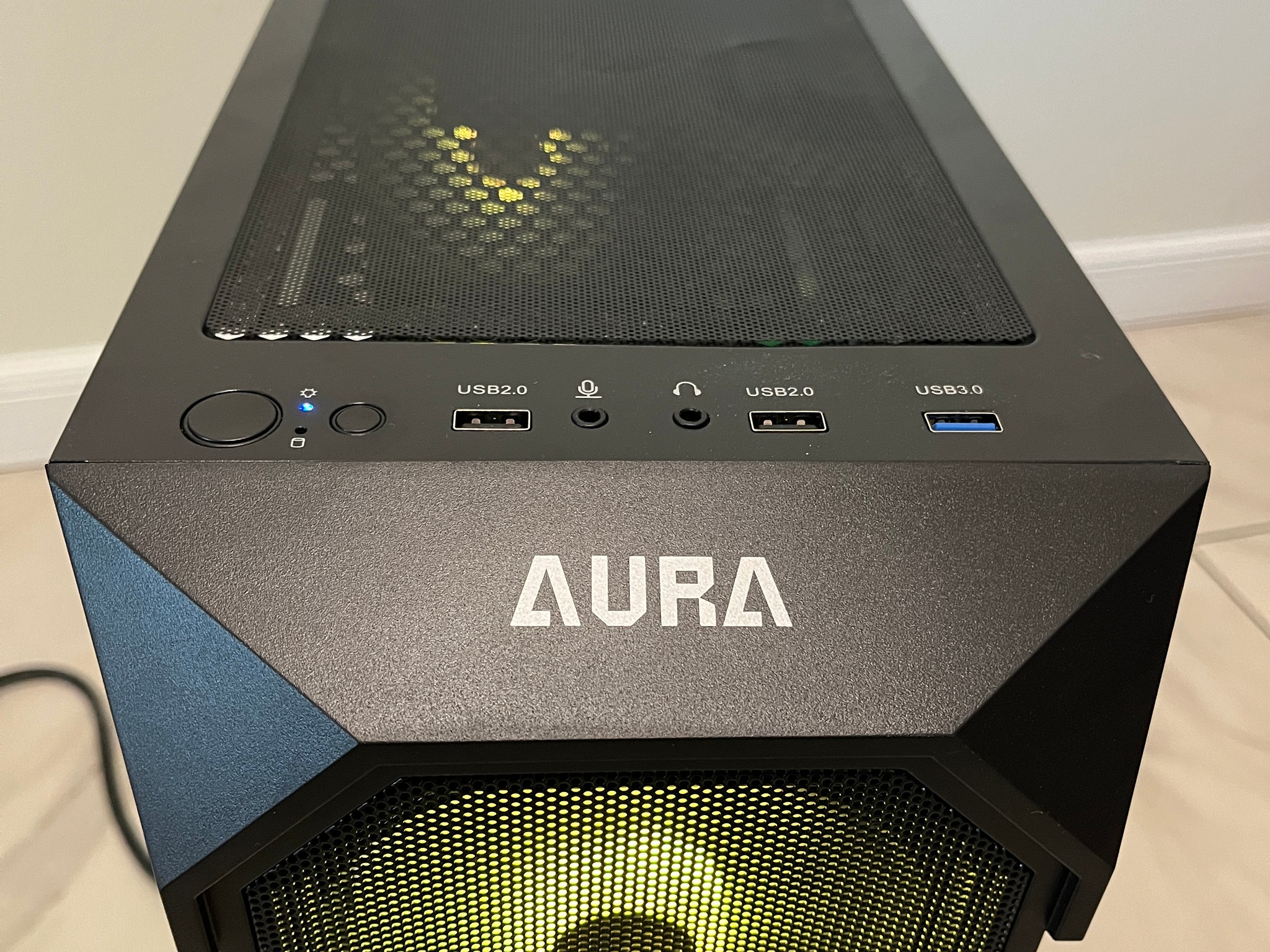 NVIDIA GTX 1080, Intel i7-6700, 12GB RAM, 870 GB Storage, High FPS Gaming PC w/ Wi-Fi + Bluetooth