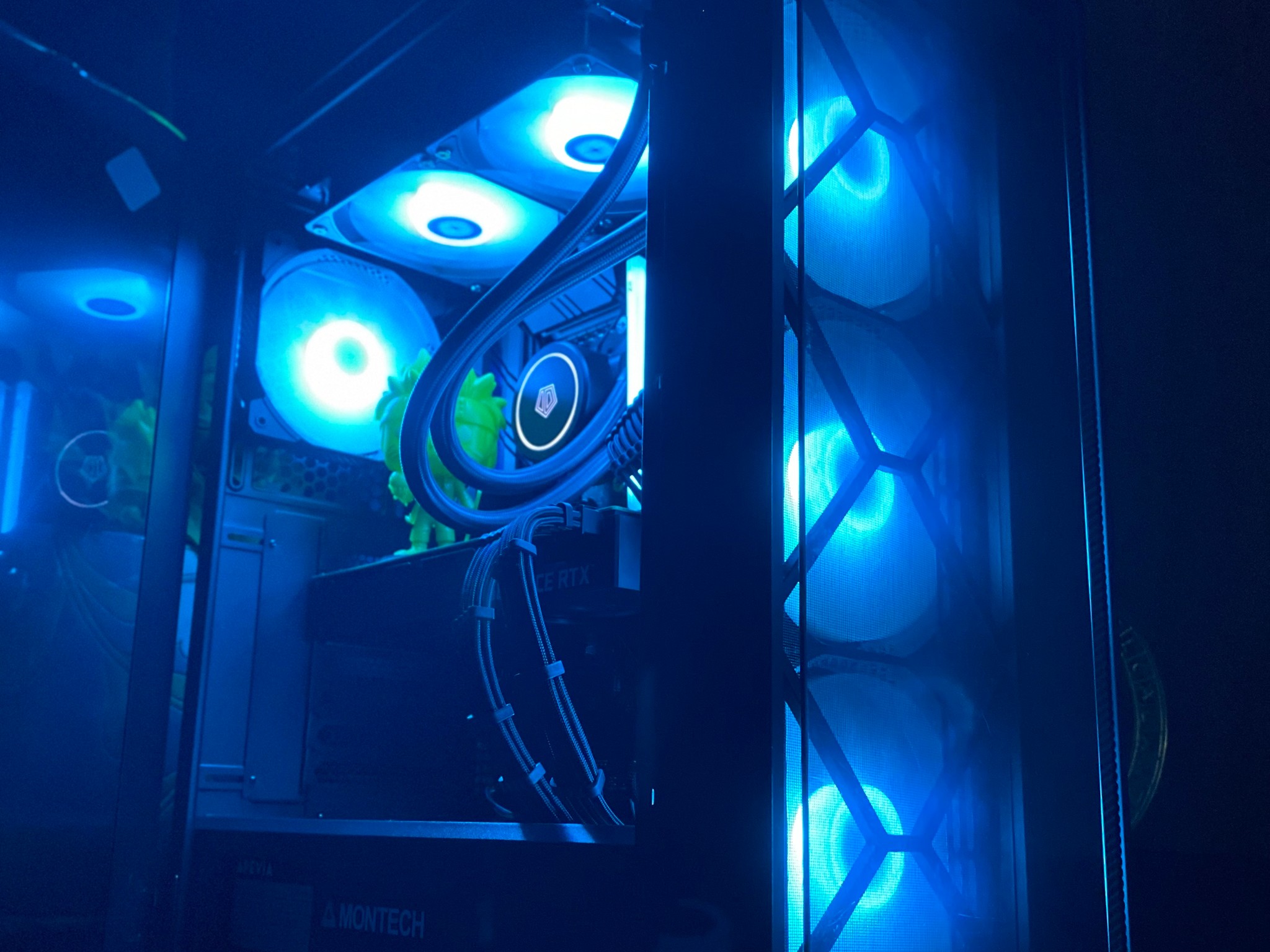 Shinobi 忍者 🥷🍥|RTX 3070| Ryzen 5 5600X| Strix B550-F| 32GB DDR4 RAM| 1TB NVMe SSD| Windows 11 Pro