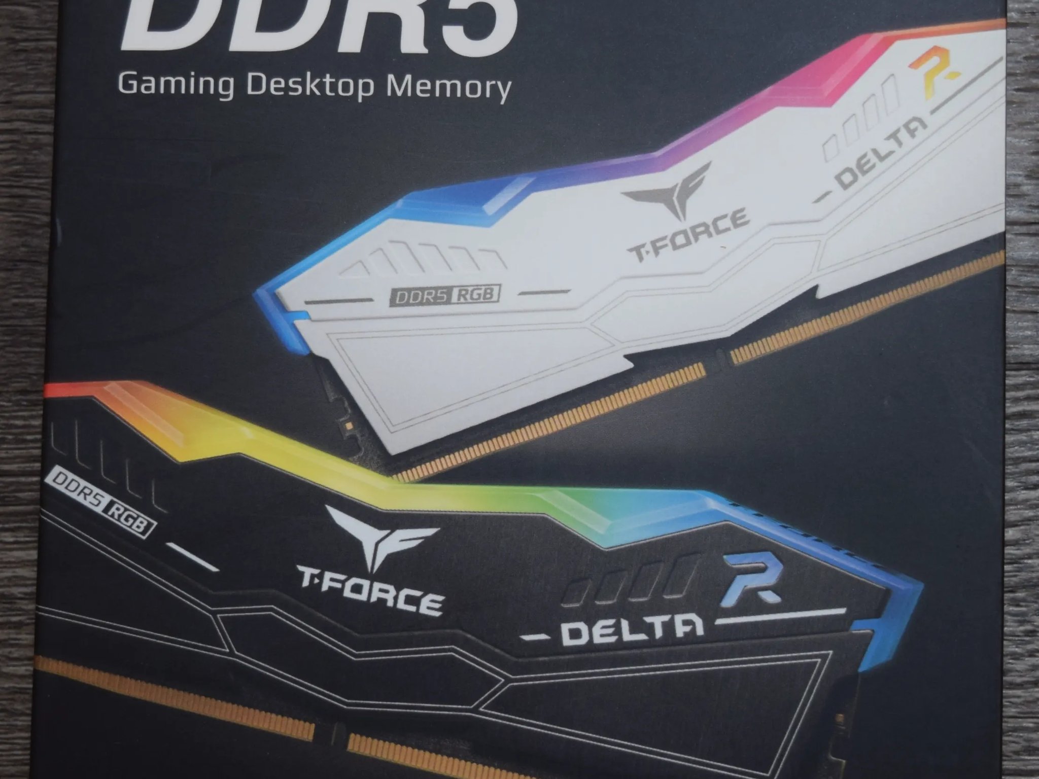 Team Group 16GB (2 x 8GB) 288-Pin White DDR5 6000 CL38 FF4D516G6000HC38ADC01