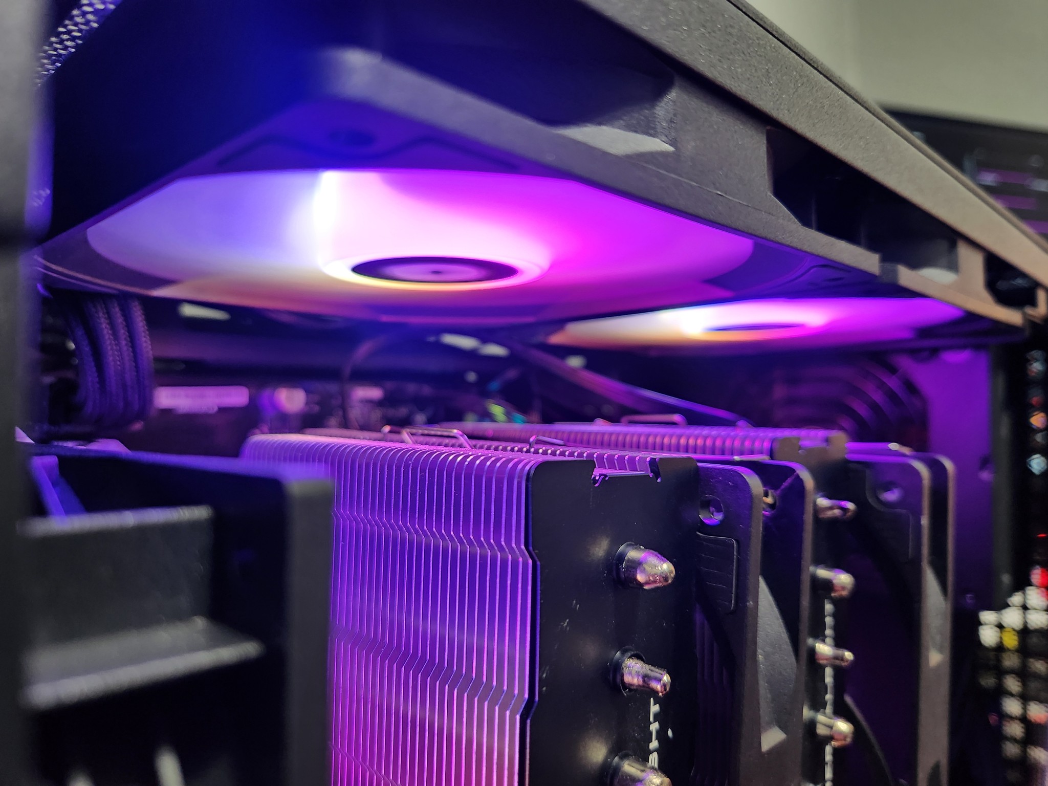 🔮Cosmos🔮 RTX 5060 TI 8GB | Intel i5-13600KF | 32GB DDR4 3600MTs | 1 TB SDD | 1100W | WIFI & BT