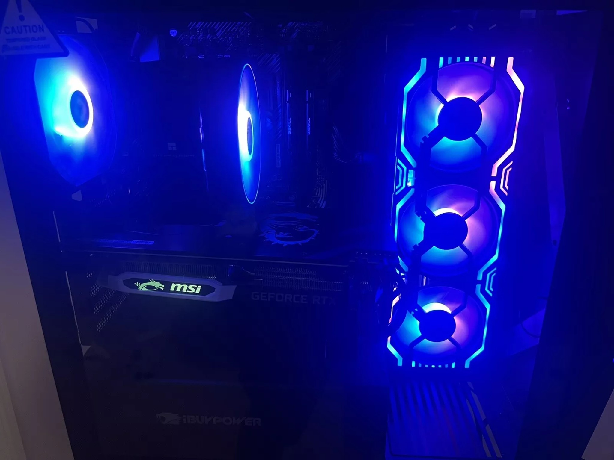 RTX Gaming PC Mid Tower With Ryzen 7 See Description For Full Details!