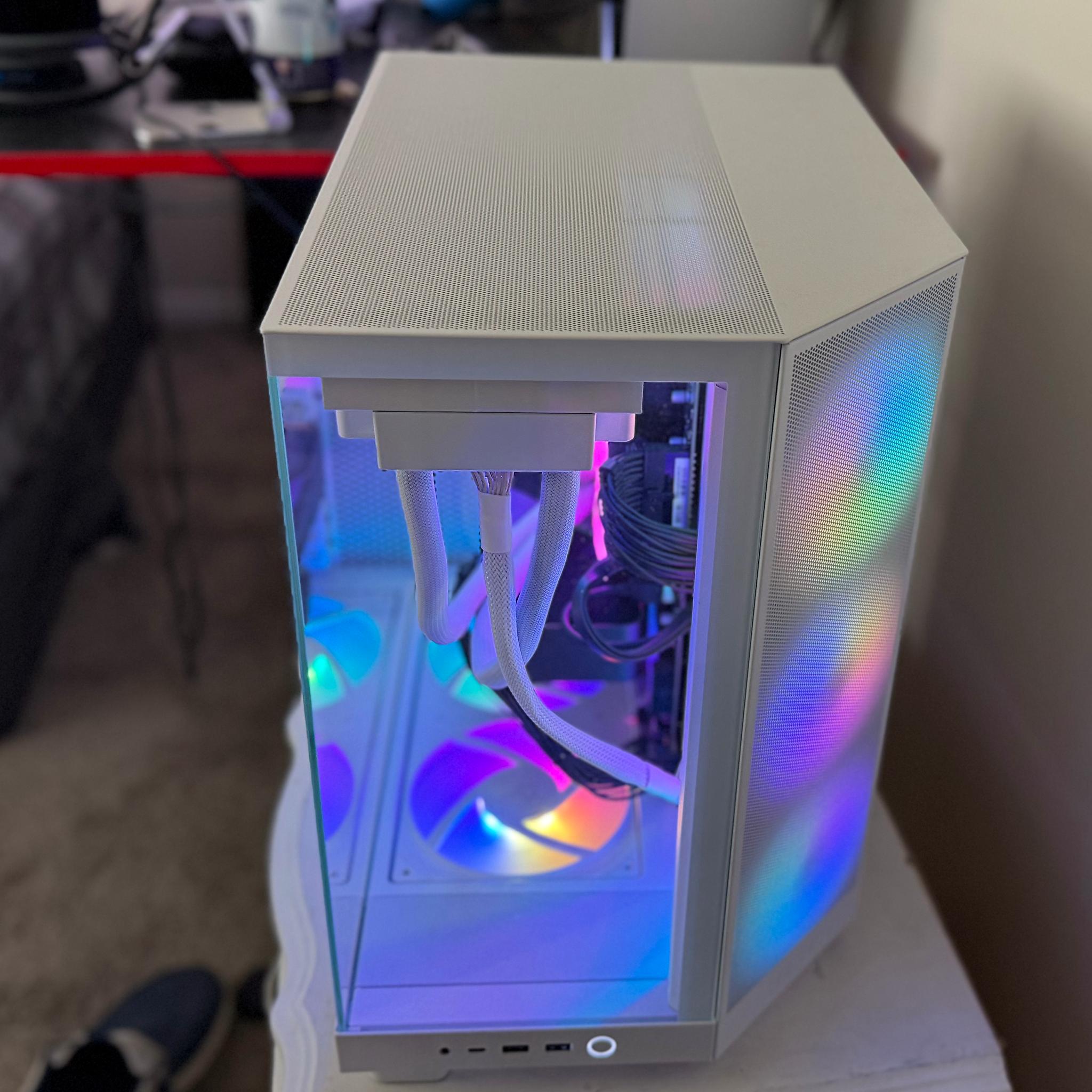 Custom Gaming PC Build | RTX 5070 FE | Ryzen 7 7800X3D | 64 GB DDR5 | 3TB NVME