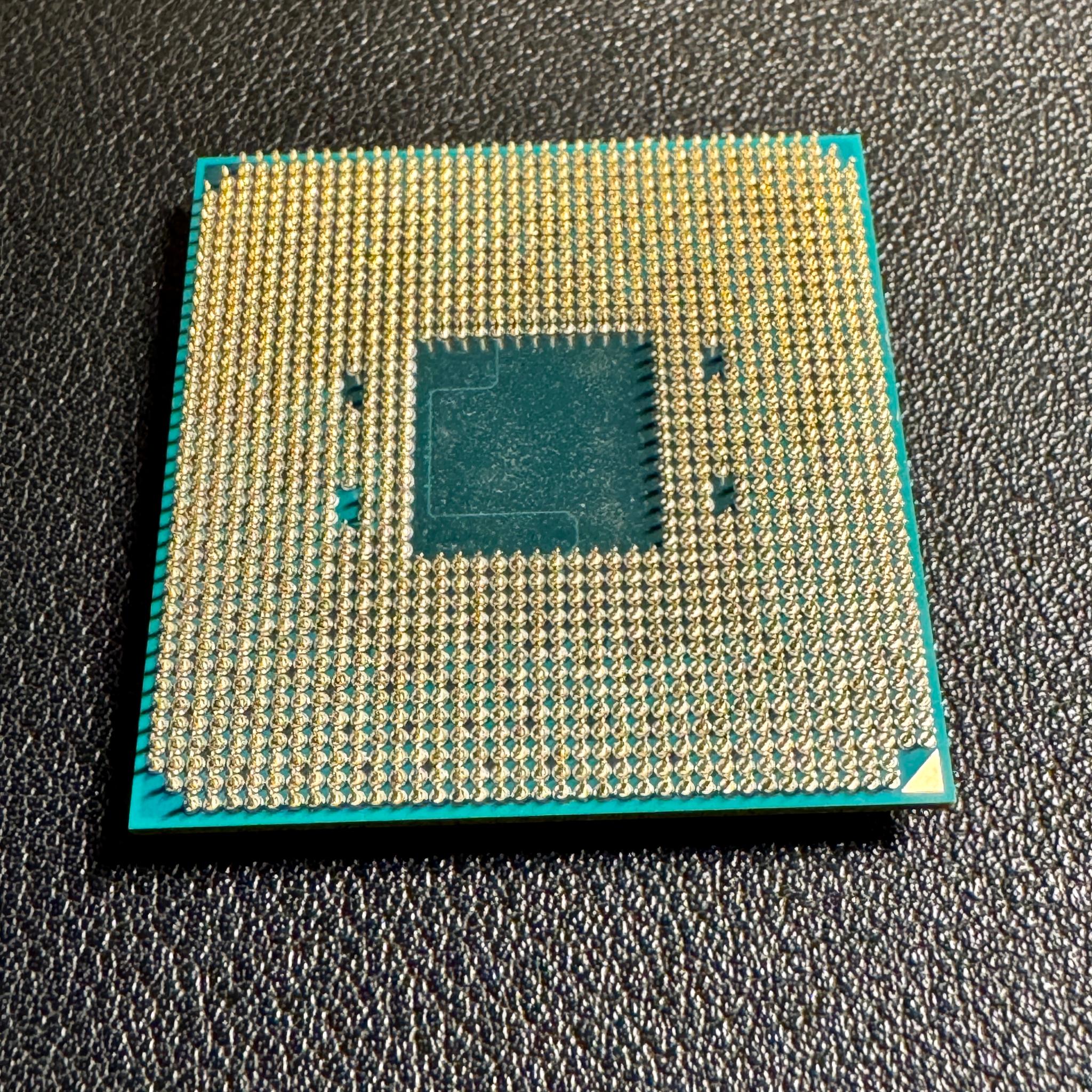 AMD Ryzen 3 3200G