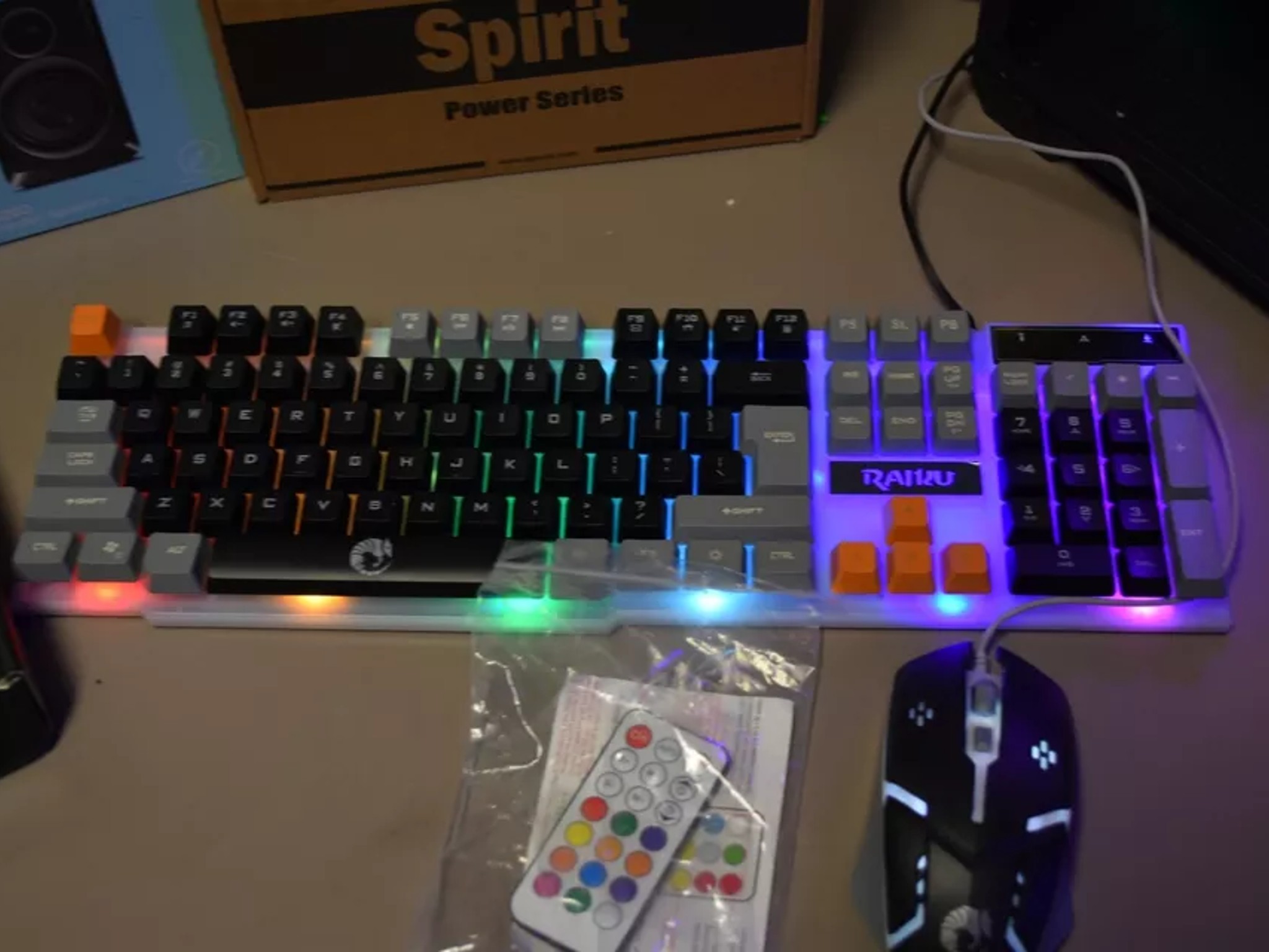 Desktop pc gaming RYZEN 5 3600 16GB RAM RX5500 8 GB NVME 1TB+1 TB HHD ALL RGB CONTROL