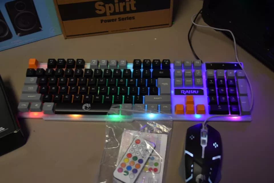 Desktop pc gaming RYZEN 5 3600 16GB RAM RX5500 8 GB NVME 1TB+1 TB HHD ALL RGB CONTROL