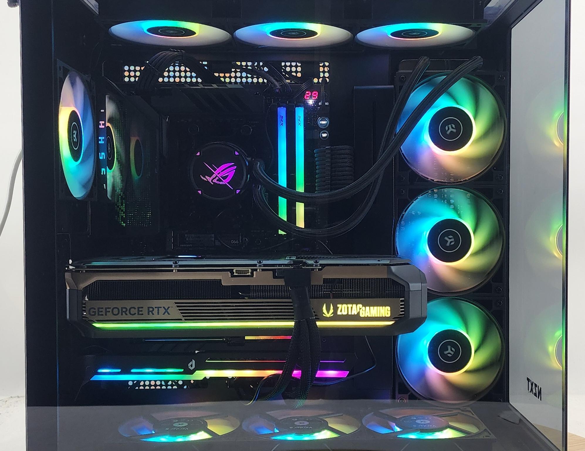 Gaming PC Ryzen 9 7950X3D 32GB RAM 4TB SSD 5070 Ti 16GB Windows 11 Computer