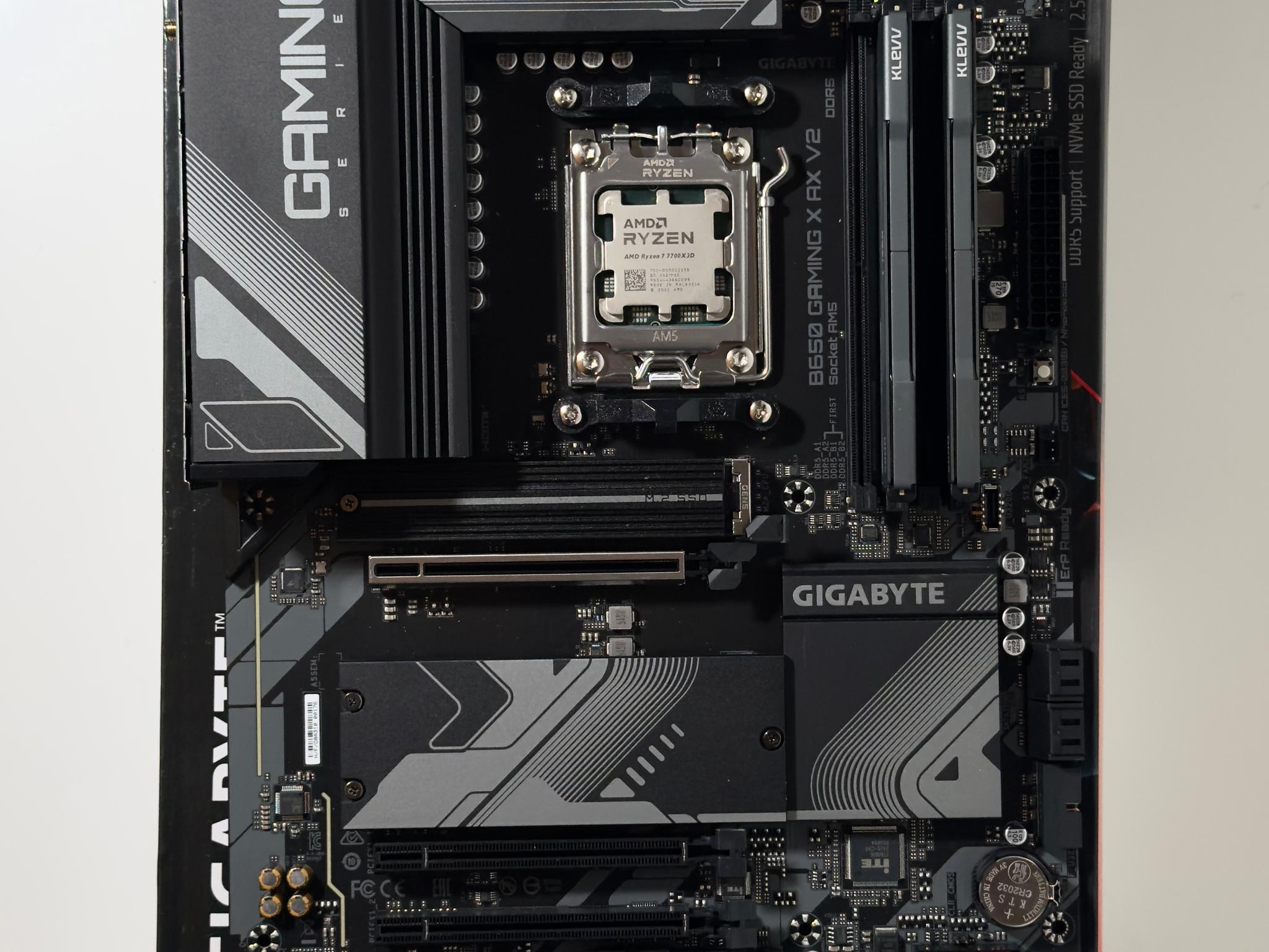 B650 MOTHERBOARD + 7700X3D CPU + 32GB DDR5 RAM COMBO