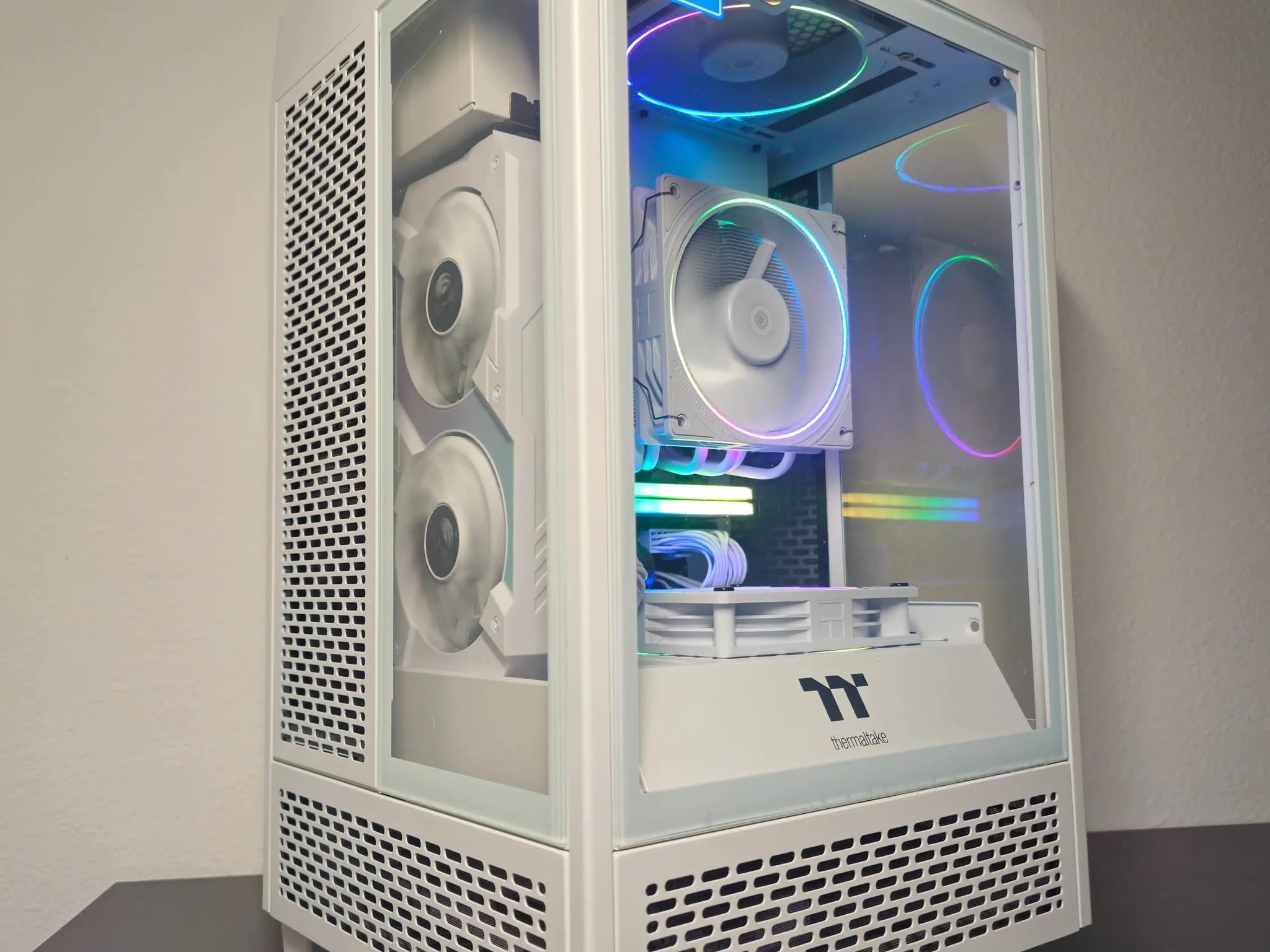 ITX White PC // RTX 3060 12GB // i5 10400f // 32GB DDR4 3600 // 1TB NVME // Wi-Fi + BT