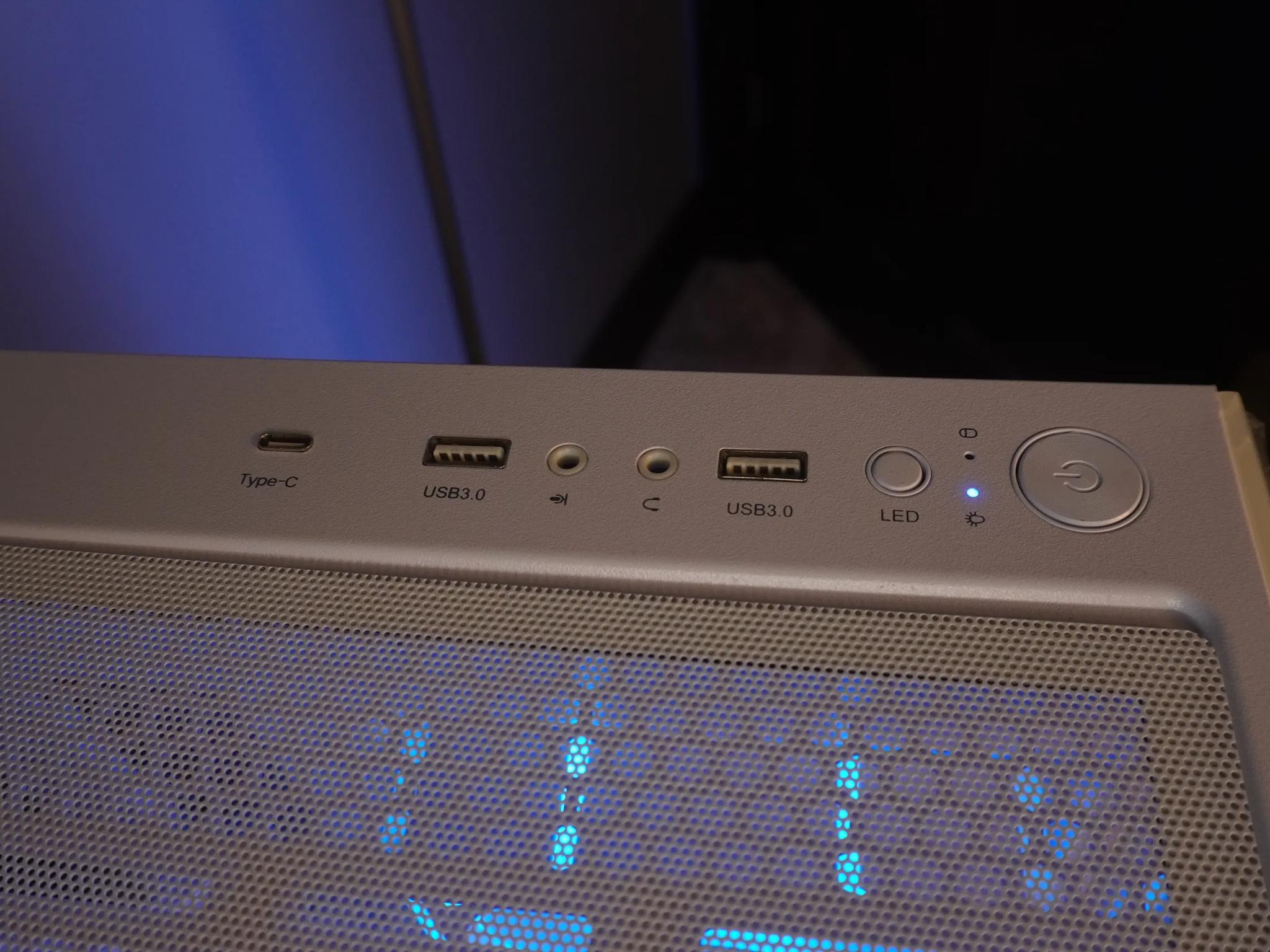 🤍 ARCTIC BEAST 🤍 1440p/1080p GAMING MACHINE 💚RTX 3060 12GB 🧡 Ryzen 5 5600 | 32GB | WIFI