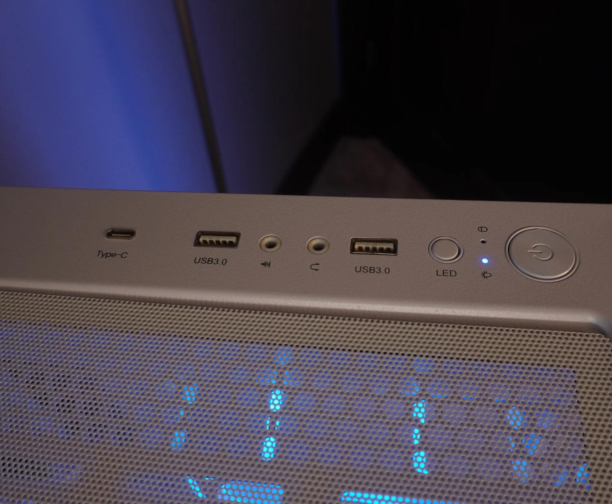 🤍 ARCTIC BEAST 🤍 1440p/1080p GAMING MACHINE 💚RTX 3060 12GB 🧡 Ryzen 5 5600 | 32GB | WIFI