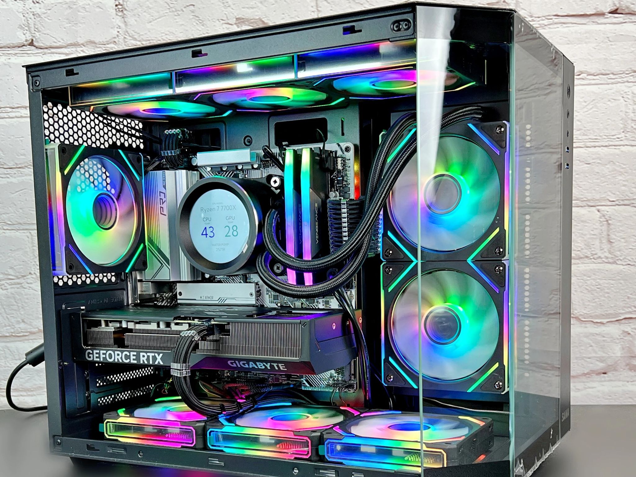 Ryzen 7 7700X RTX 4070 32GB DDR5 2TB M.2 Win 11Pro Gaming PC
