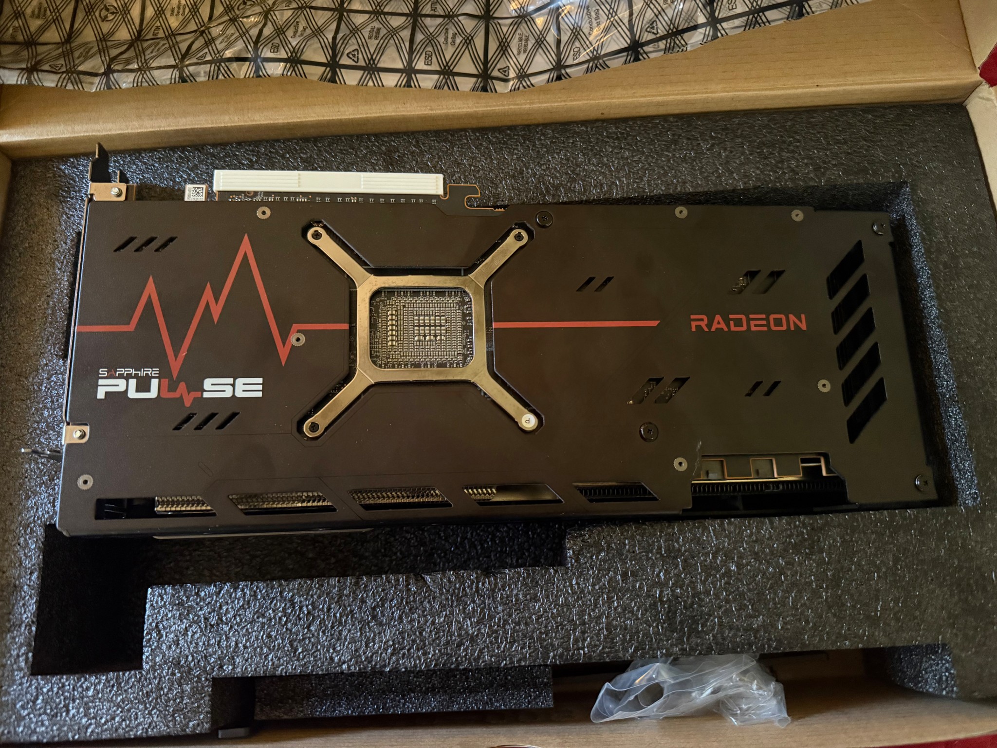 Sapphire Pulse Radeon RX 7900 XT