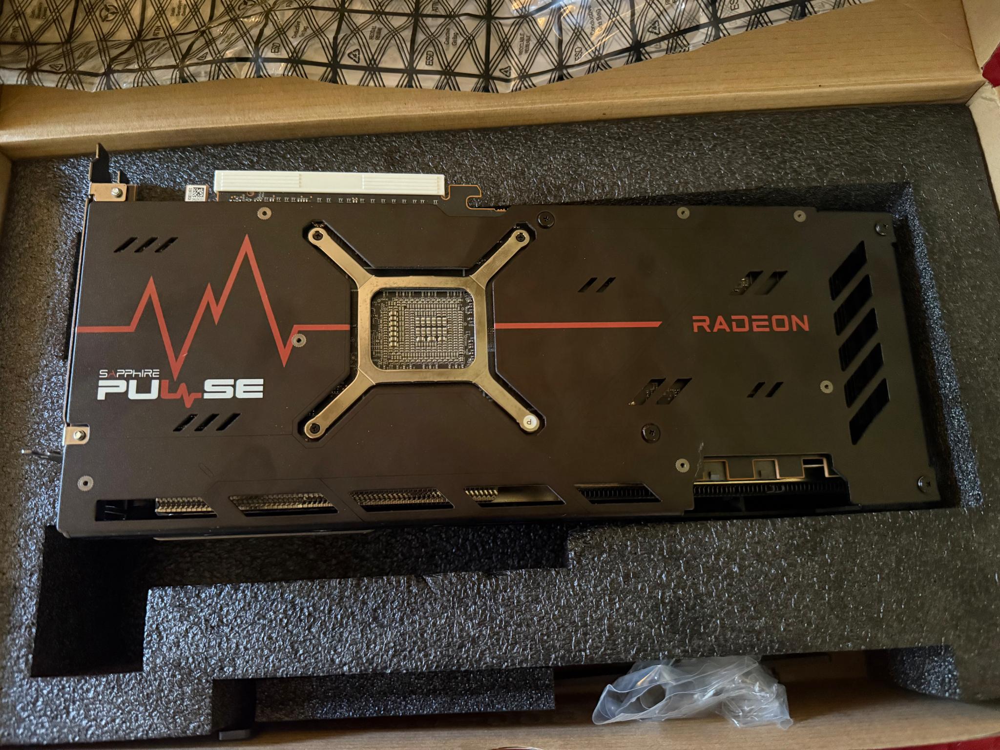 Sapphire Pulse Radeon RX 7900 XT