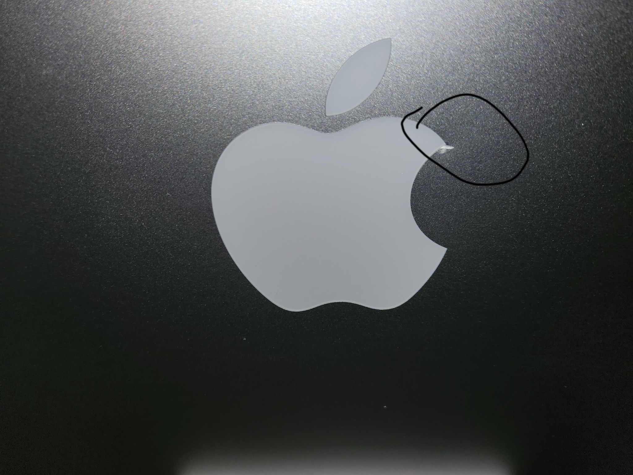 iMac 24" desktop computer damaged screen