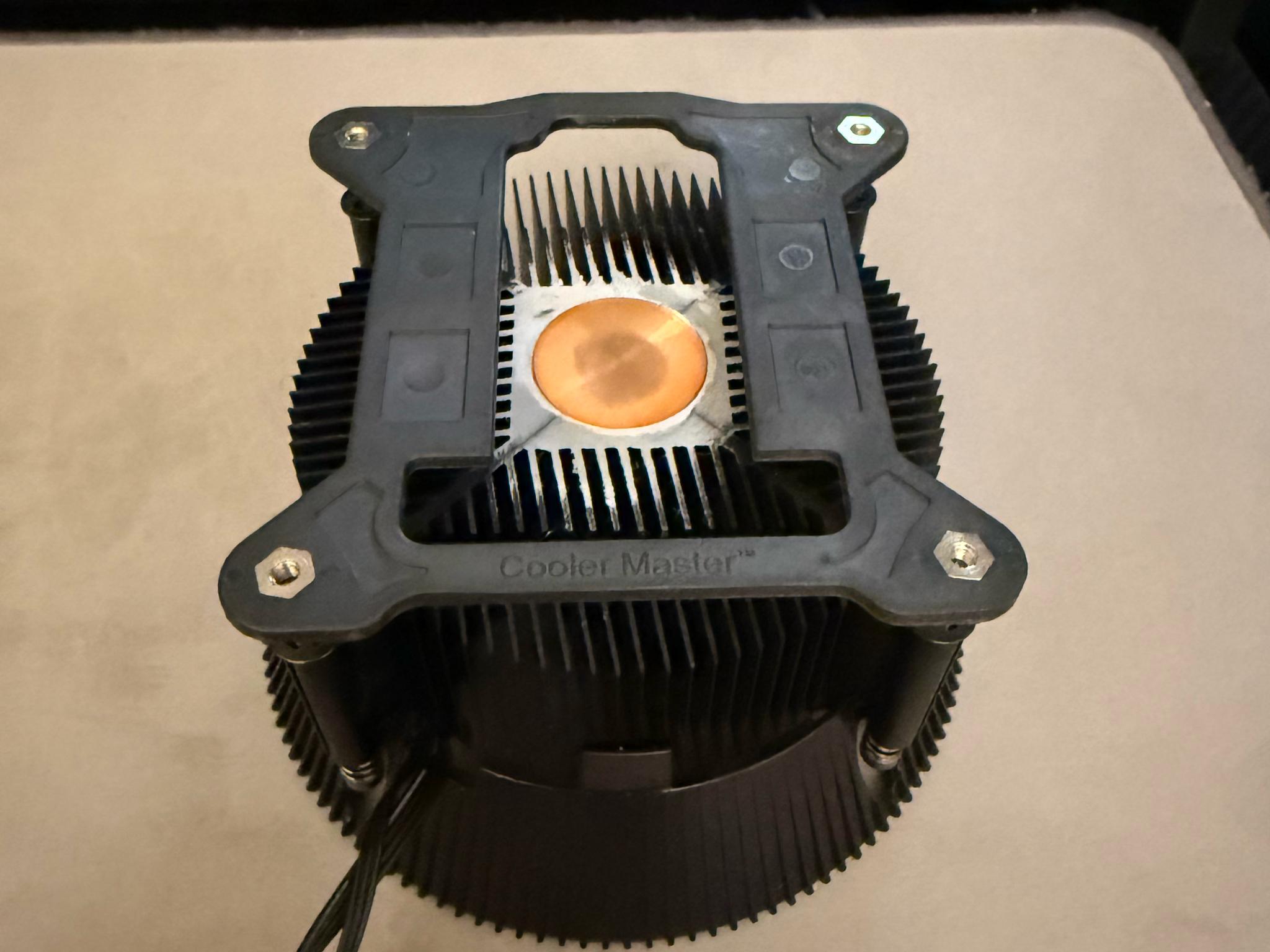 Cooler Master air cooler for intel LGA 1700 socket