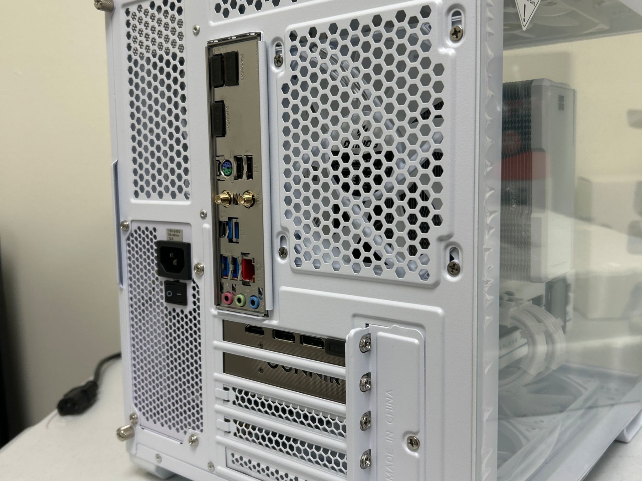"Mirage Edge B580" - Ryzen 5 9600X /32GB /1TB/ARC B580