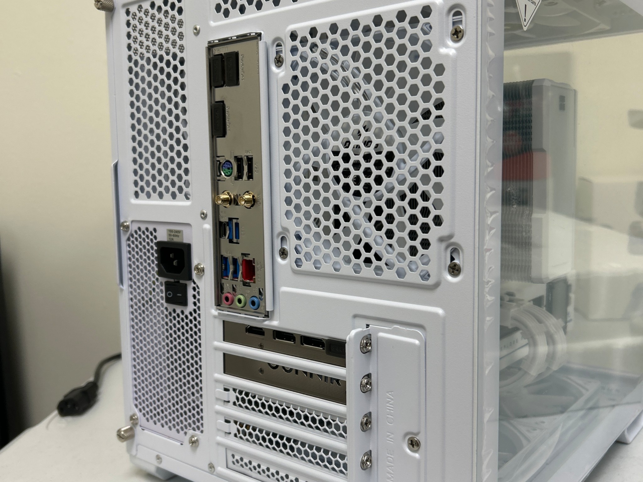 "Mirage Edge B580" - Ryzen 5 9600X /32GB /1TB/ARC B580