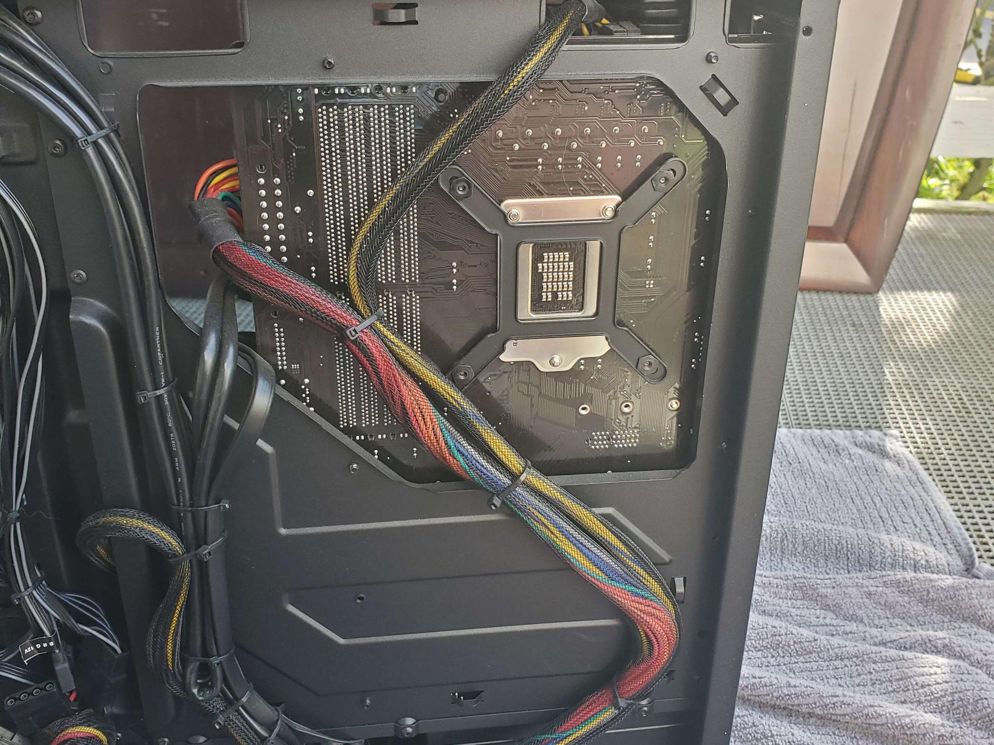 Intel i5 7600K | GTX 1070 | 32GB DDR4 - Gaming PC
