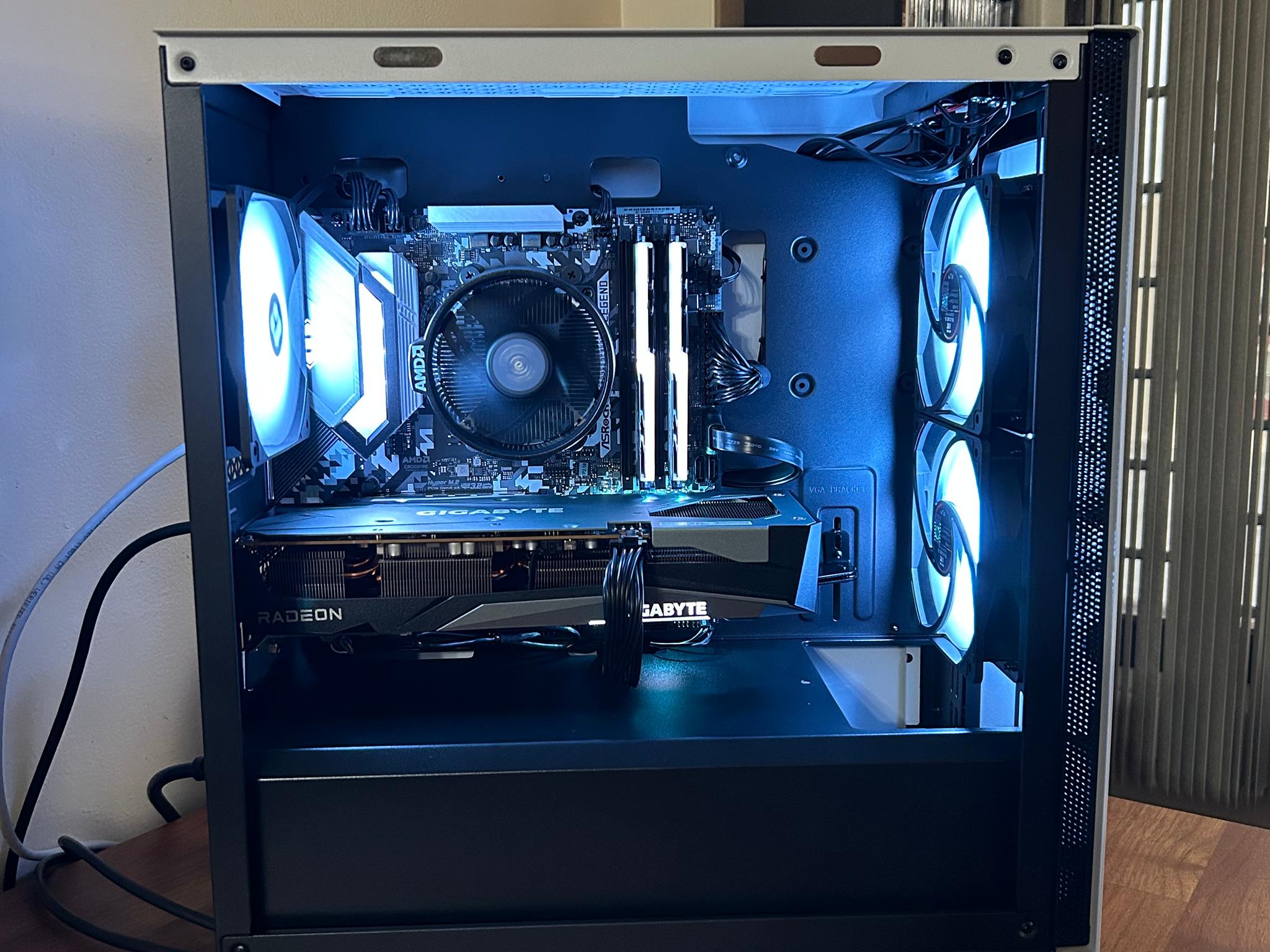 AMD RX 7600 | Ryzen 5 5500 | 1TB SSD | The Mini Legend V6  **FREE AVATAR GAME CODE INCLUDED**