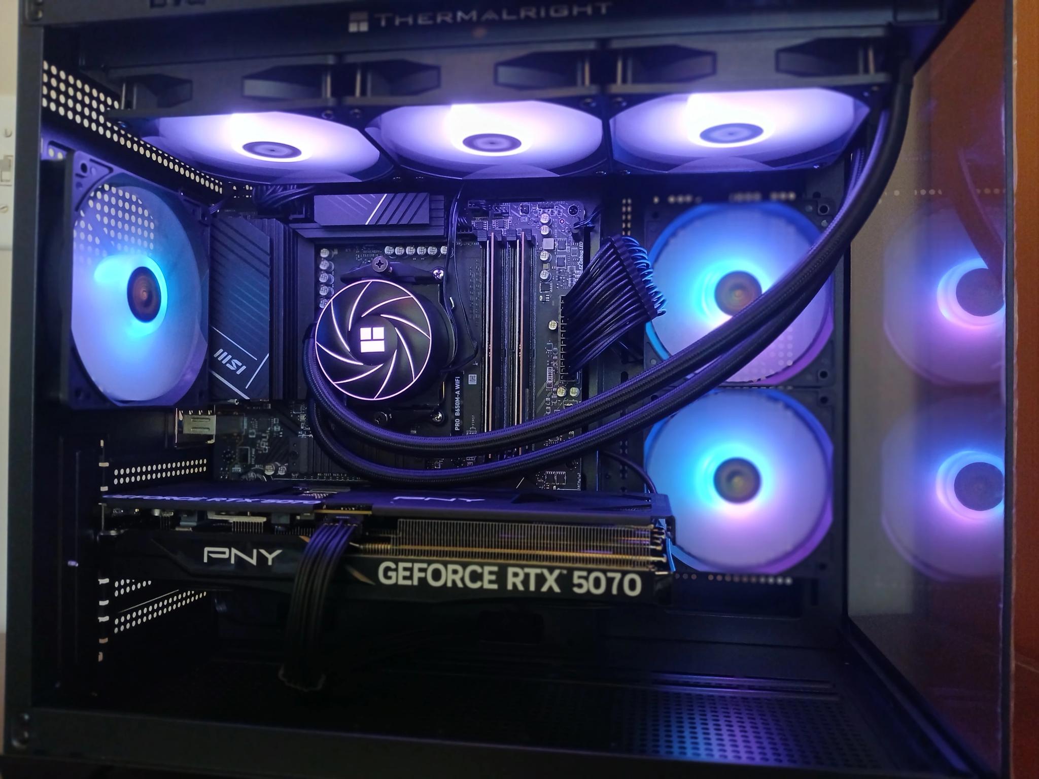 RTX 5070 | Ryzen 7 7700 | 32GB RAM
