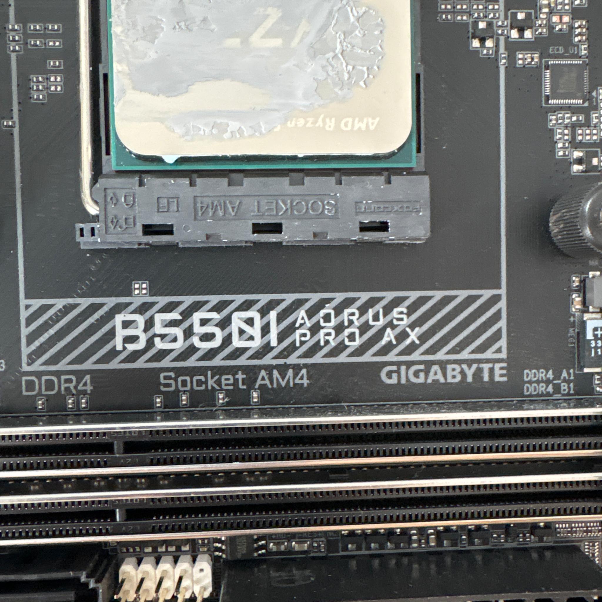 Aorus Ax Pro B550i + Ryzen 5 5600x